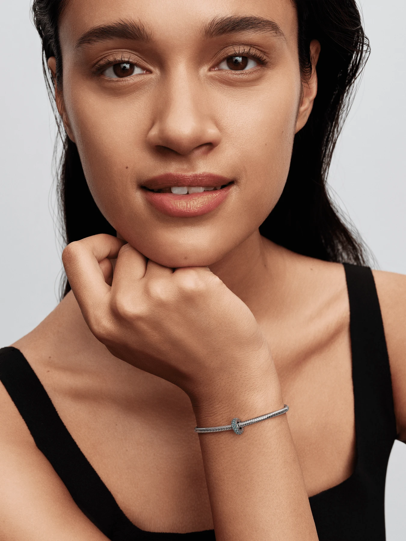 Классические PANDORA модель 791359C01 Классические PANDORA модель 791359C01 Фото