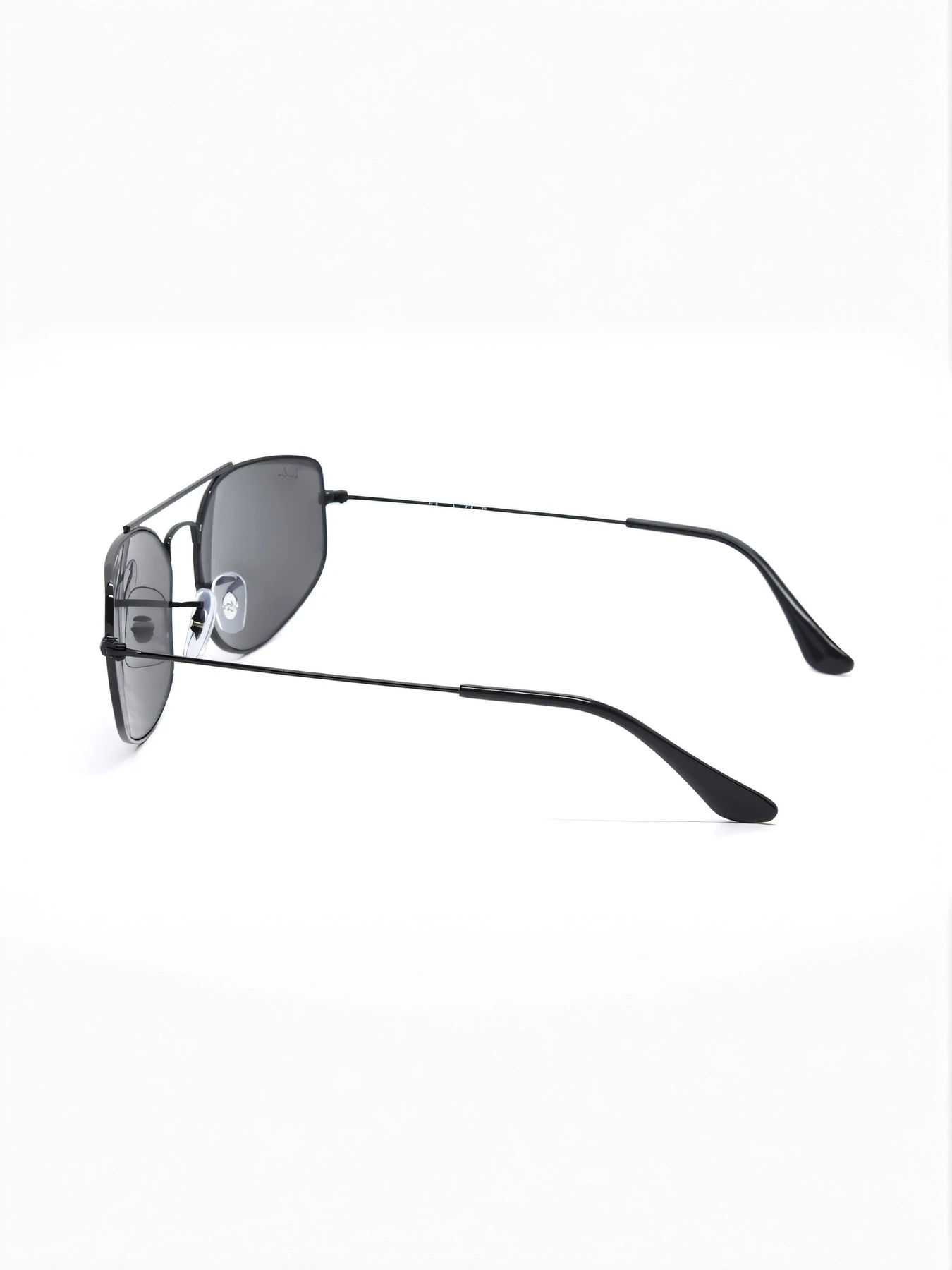 Окуляри Ray-Ban модель E0000497174 Окуляри Ray-Ban модель E0000497174 Фото