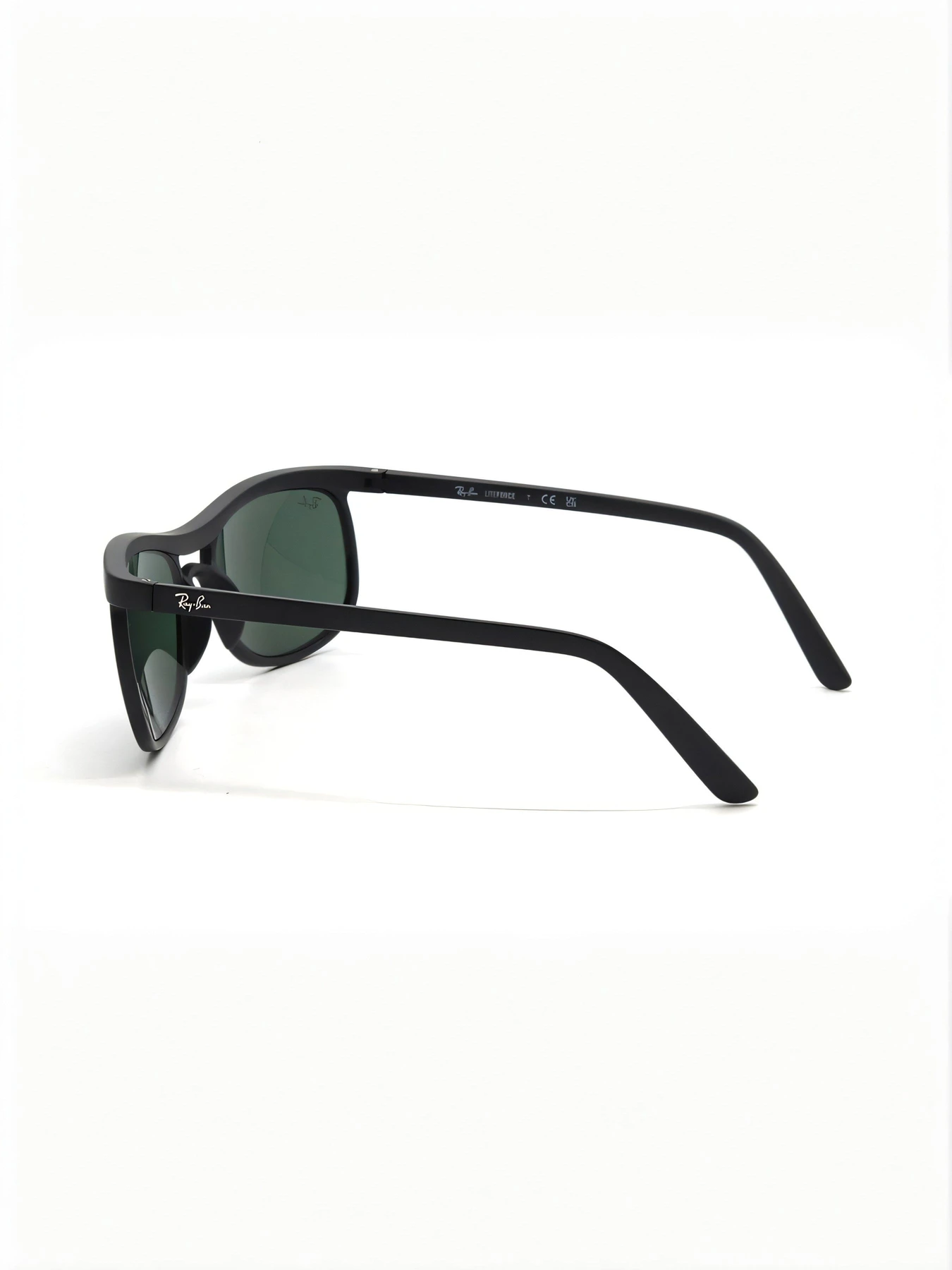 Очки Ray-Ban модель E0000520812 Очки Ray-Ban модель E0000520812 Фото