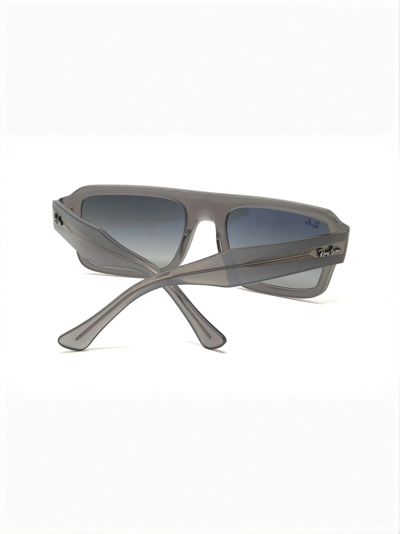 Окуляри Ray-Ban модель E0000520726 Окуляри Ray-Ban модель E0000520726 Фото