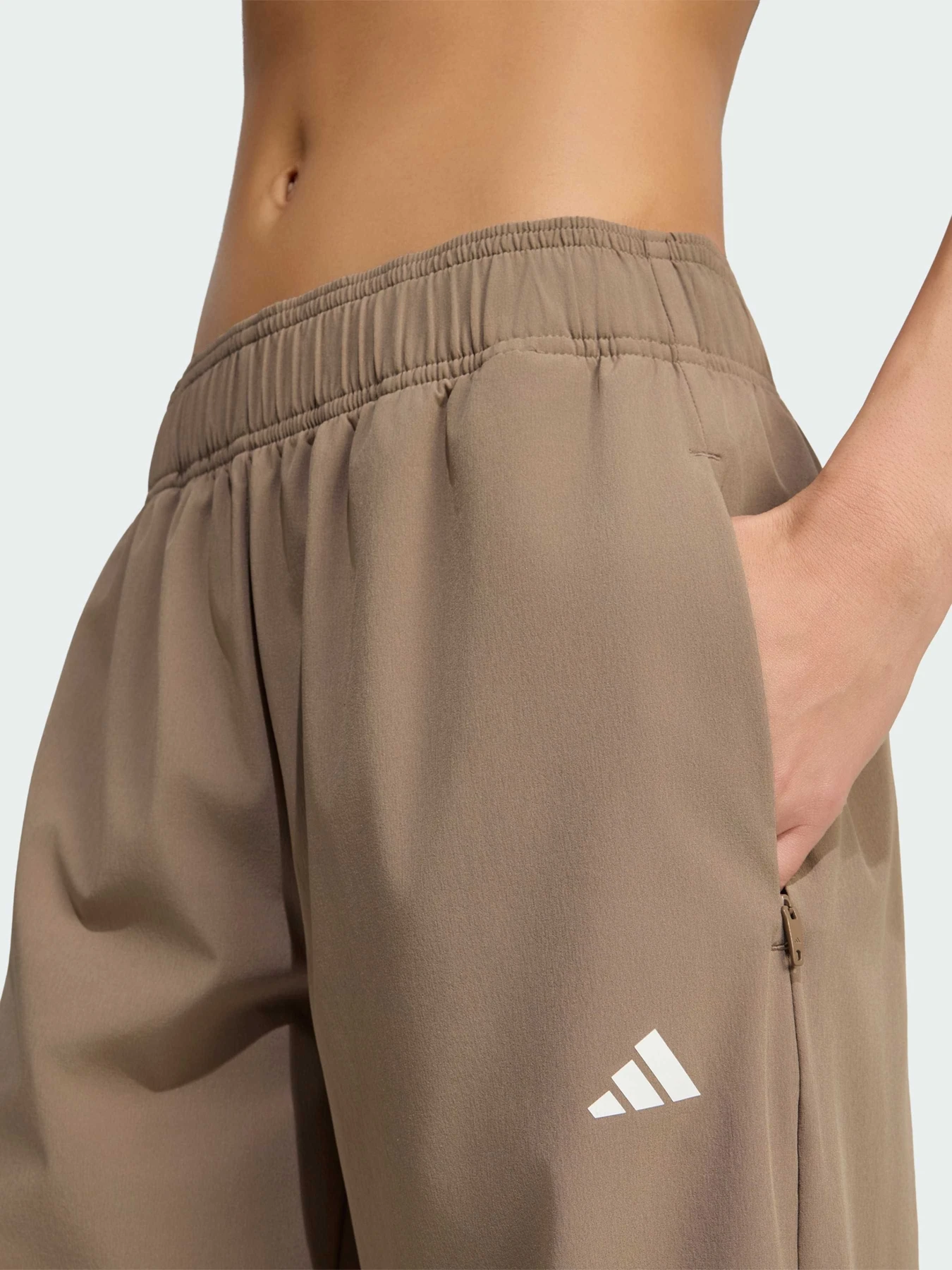 Штани Adidas Adidas Essentials модель KT1259 Штани Adidas Adidas Essentials модель KT1259 Фото