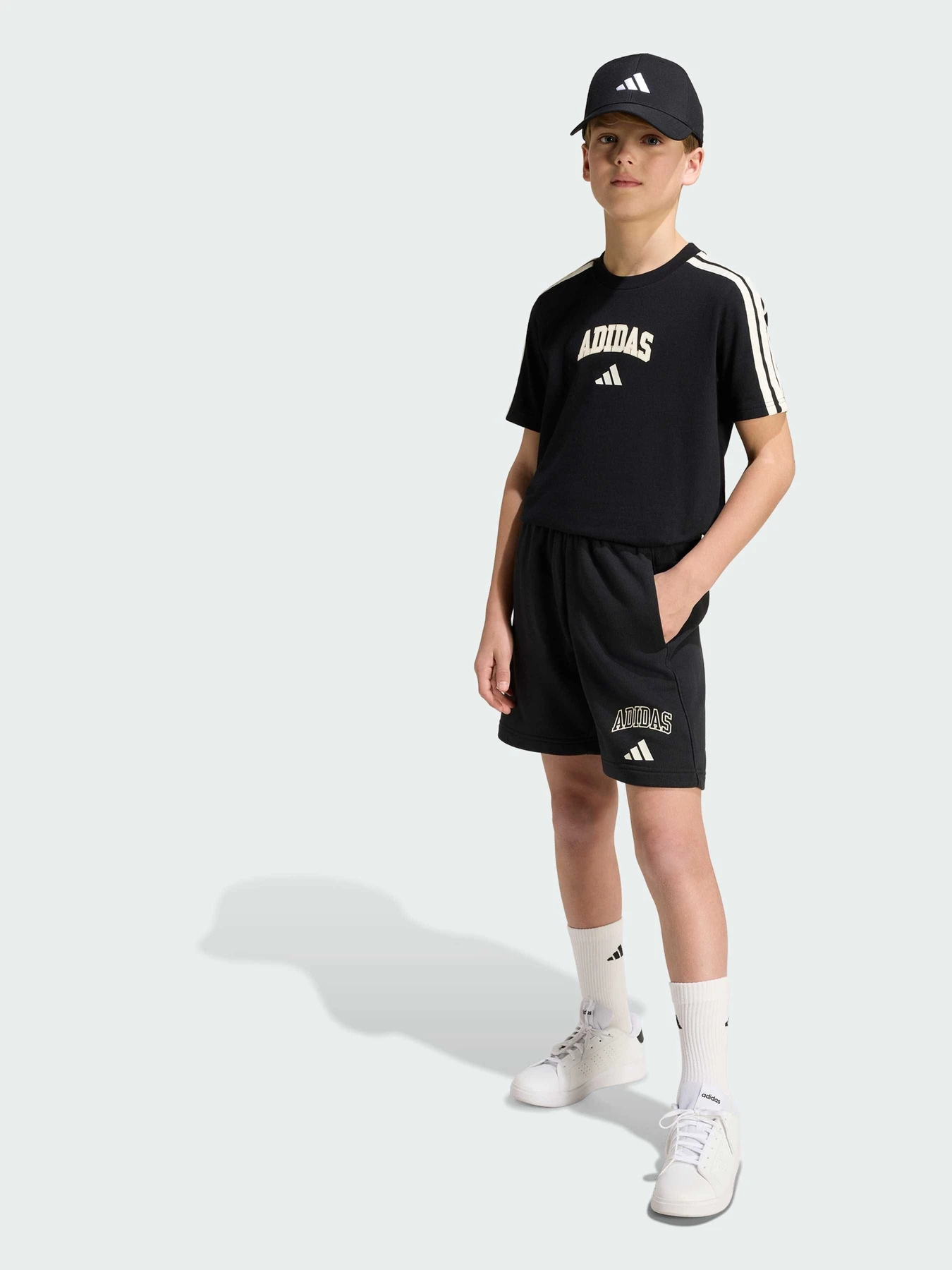 Футболки и поло Adidas модель KE1638 Футболки и поло Adidas модель KE1638 Фото