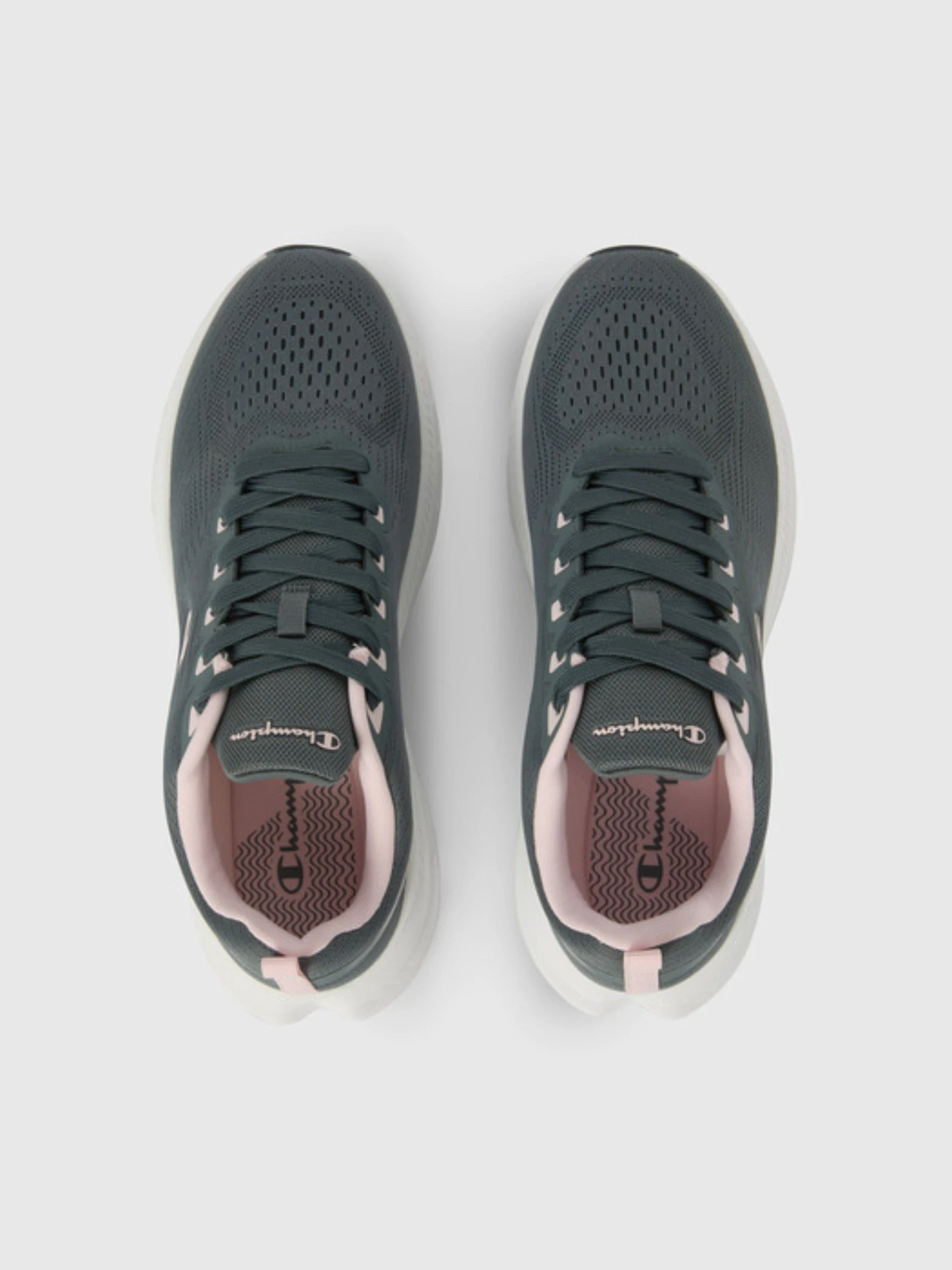 Кроссовки Champion ALPHA MAX  Low Cut модель S60011-ES017 Фото