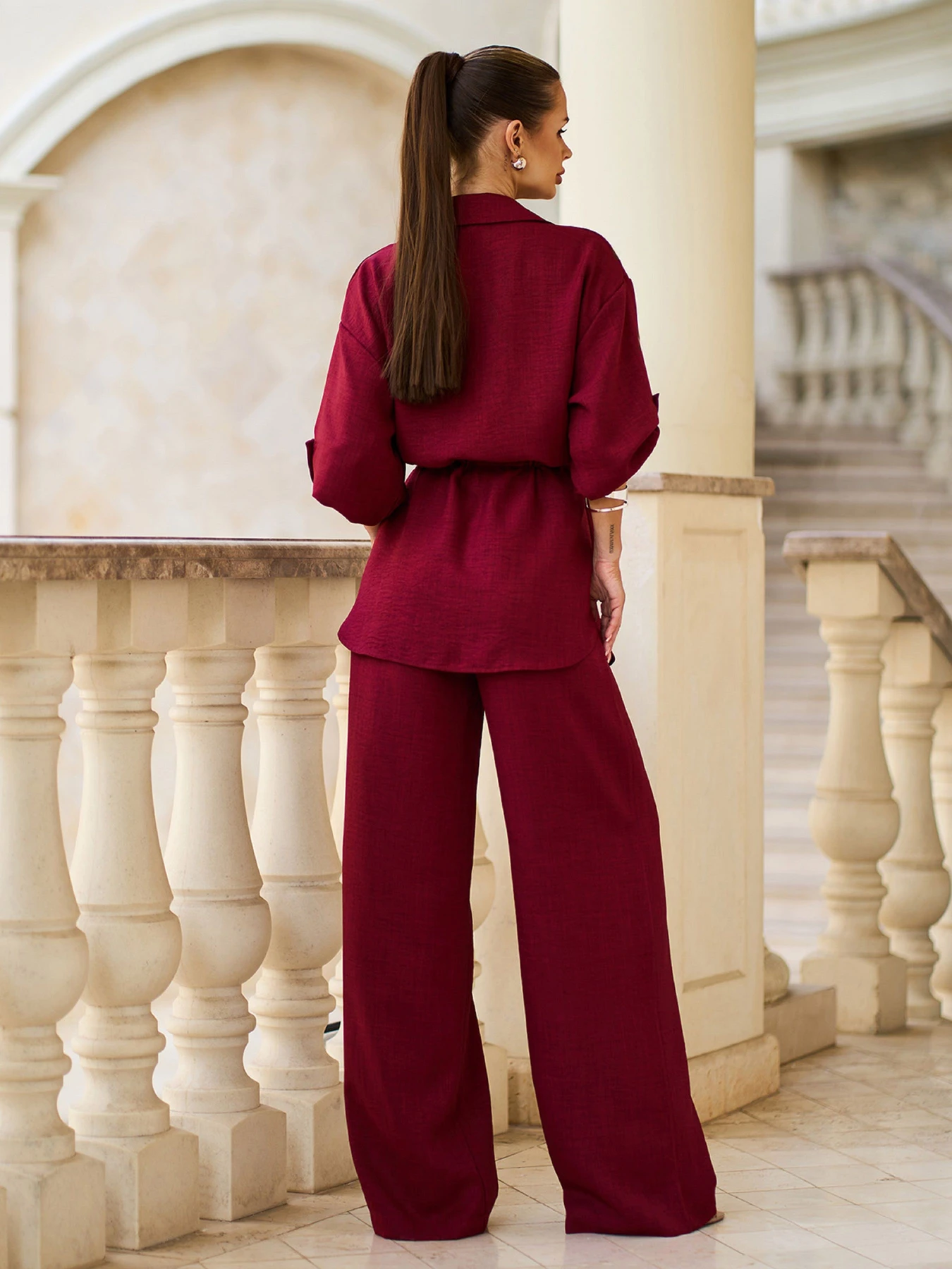 Костюми ISSA Plus модель 15716_бордовый Костюми ISSA Plus модель 15716_бордовый Фото