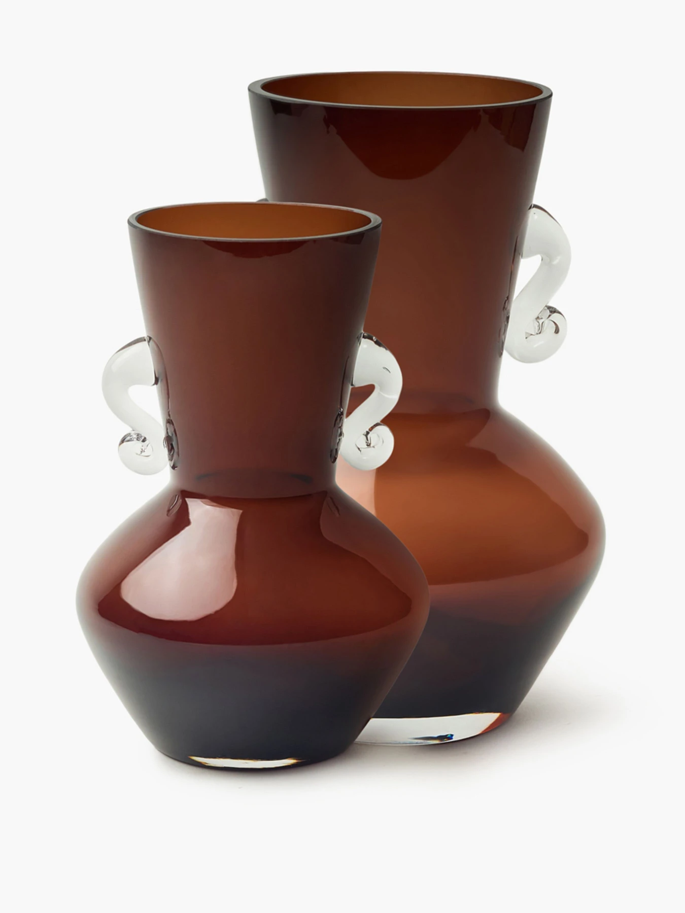 Ваза стеклянная "Дафна" темно-янтарная MBM HOME модель VB-08 DARK AMBER Ваза стеклянная "Дафна" темно-янтарная MBM HOME модель VB-08 DARK AMBER Фото
