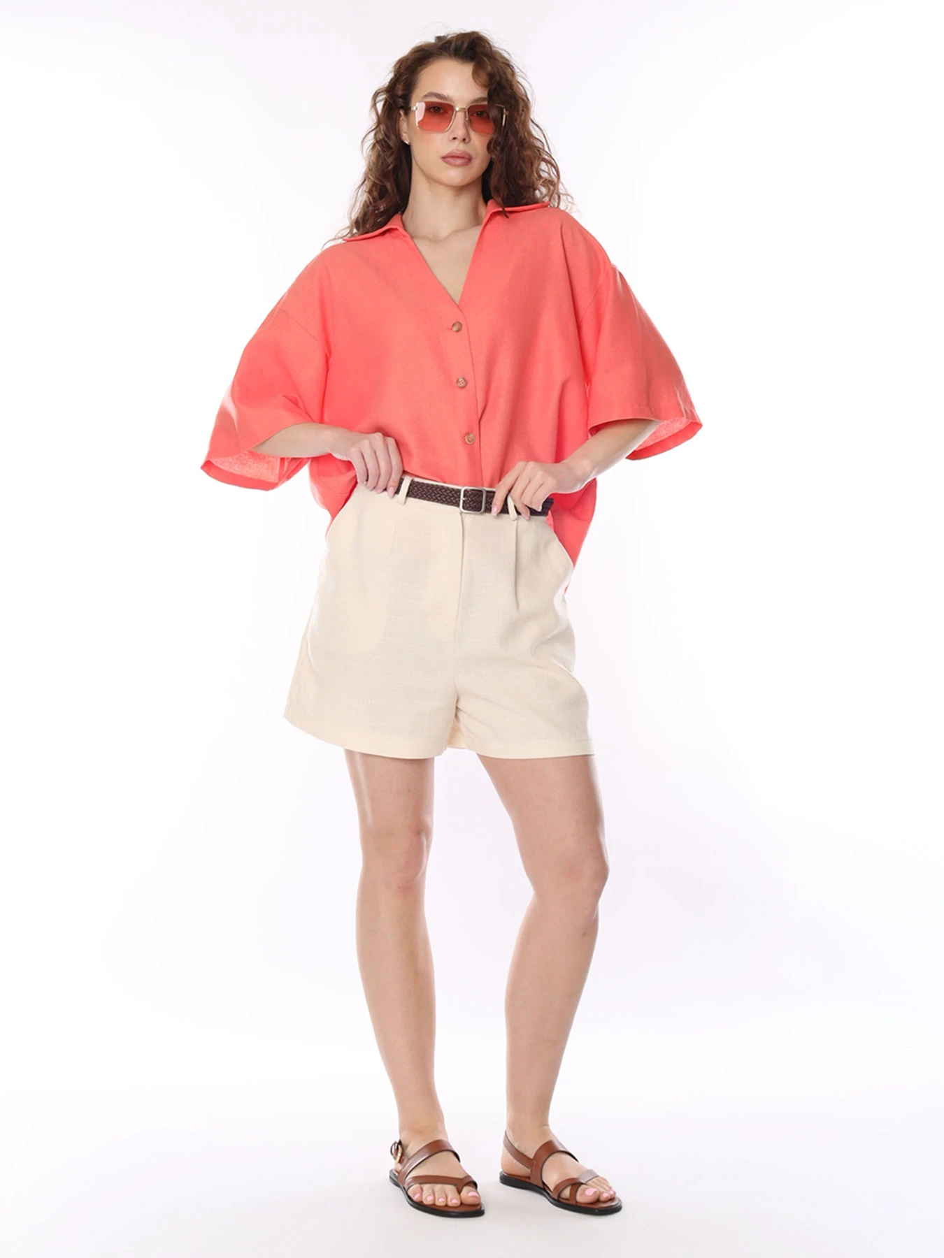 Рубашки YUKI модель ЦБ-00289705 Рубашки YUKI модель ЦБ-00289705 Фото