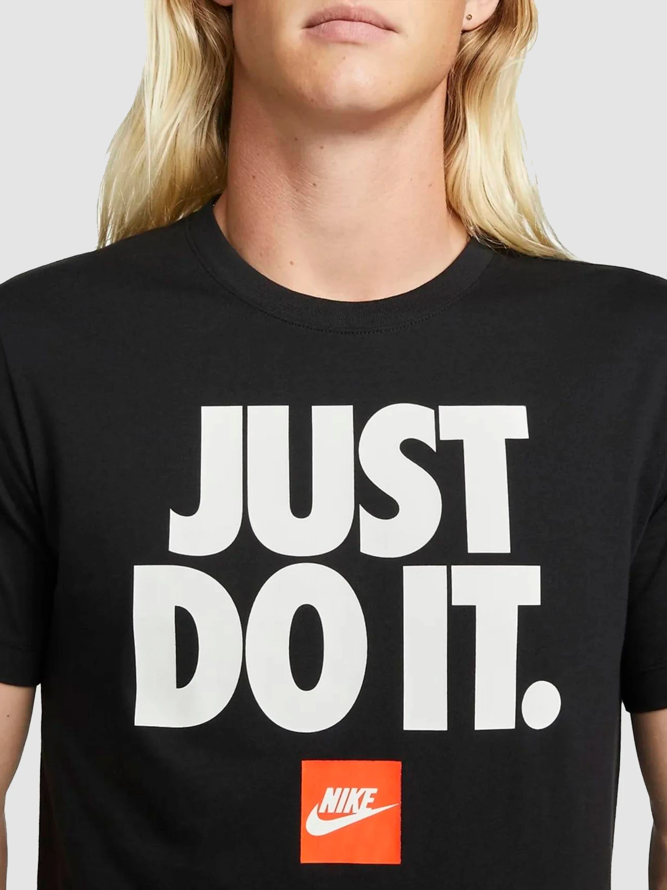 Футболки и поло NIKE Sportswear Just Do It Verbiage модель DZ2989-010 Фото