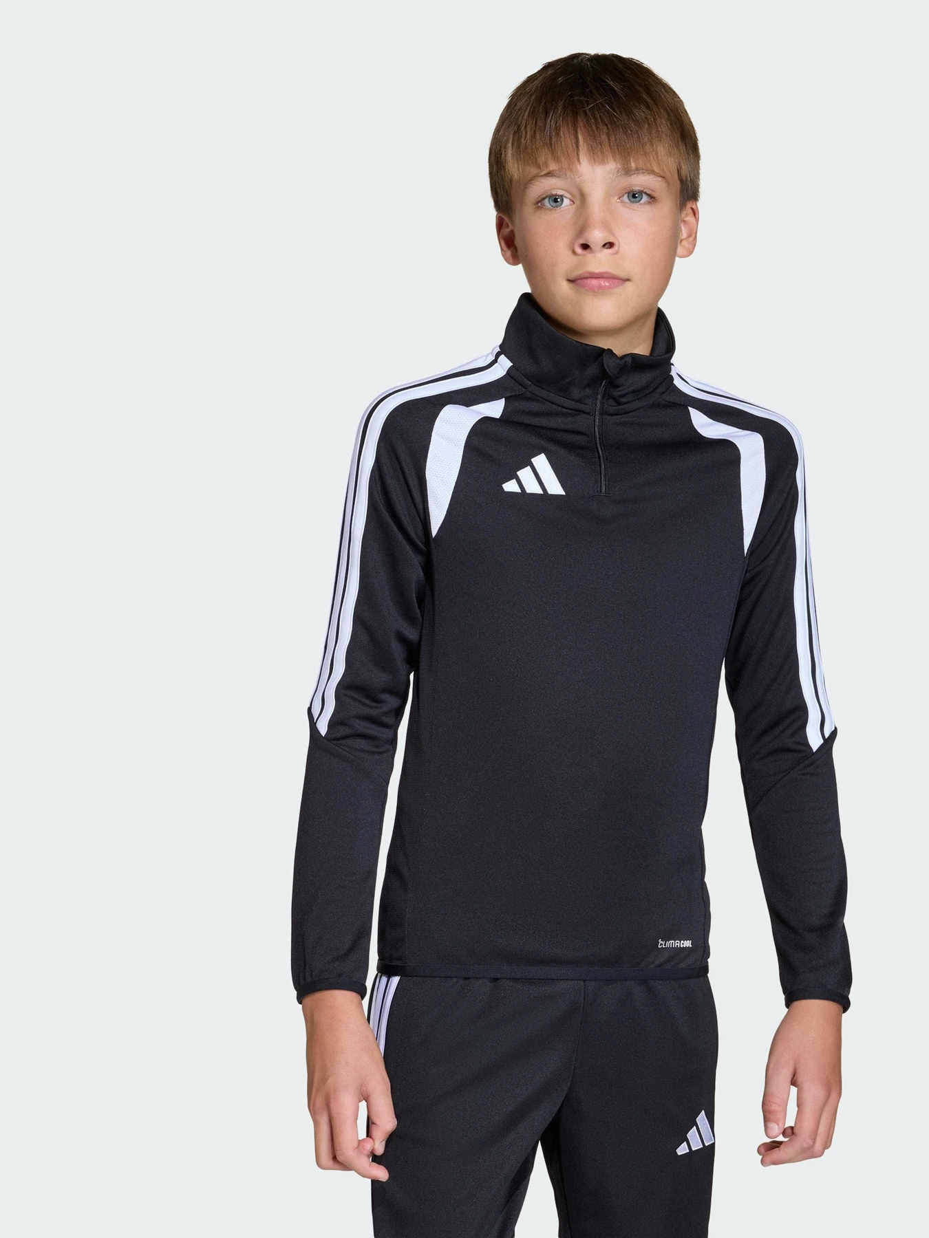 Худи и свитшоты Adidas Tiro модель JY7161 Худи и свитшоты Adidas Tiro модель JY7161 Фото