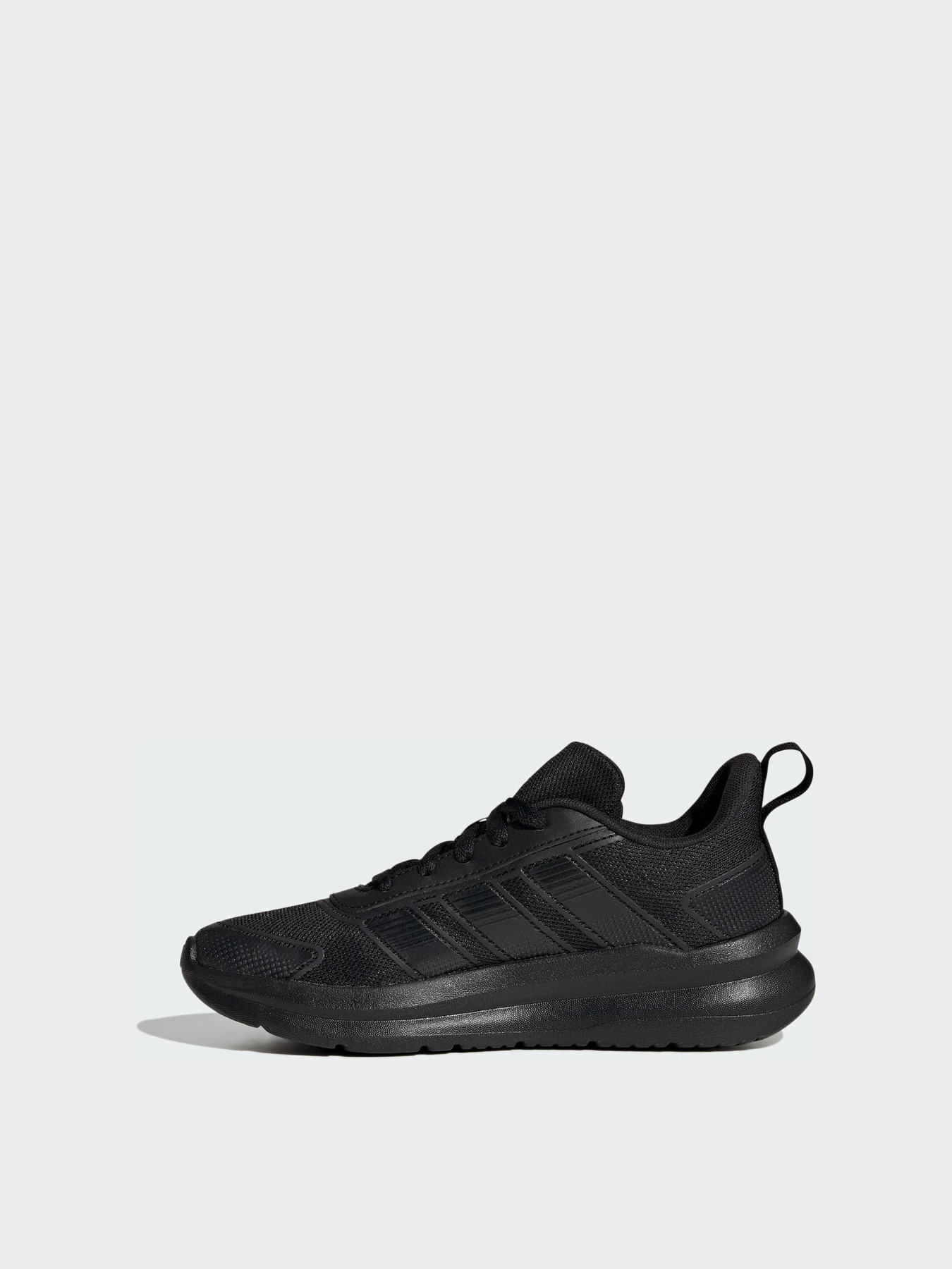 Кроссовки Adidas модель KJ6630 Кроссовки Adidas модель KJ6630 Фото