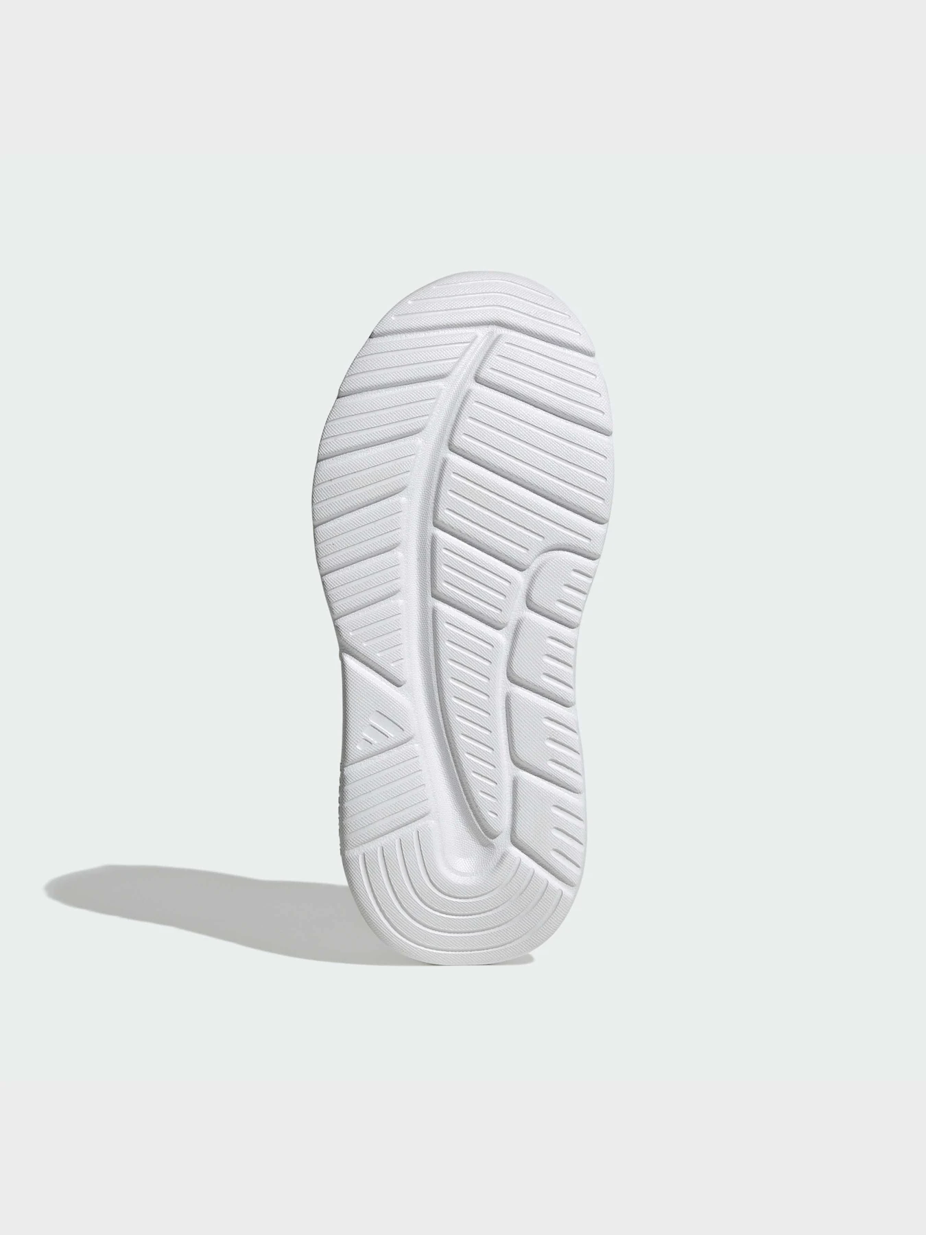 Кроссовки Adidas модель KJ6697 Кроссовки Adidas модель KJ6697 Фото