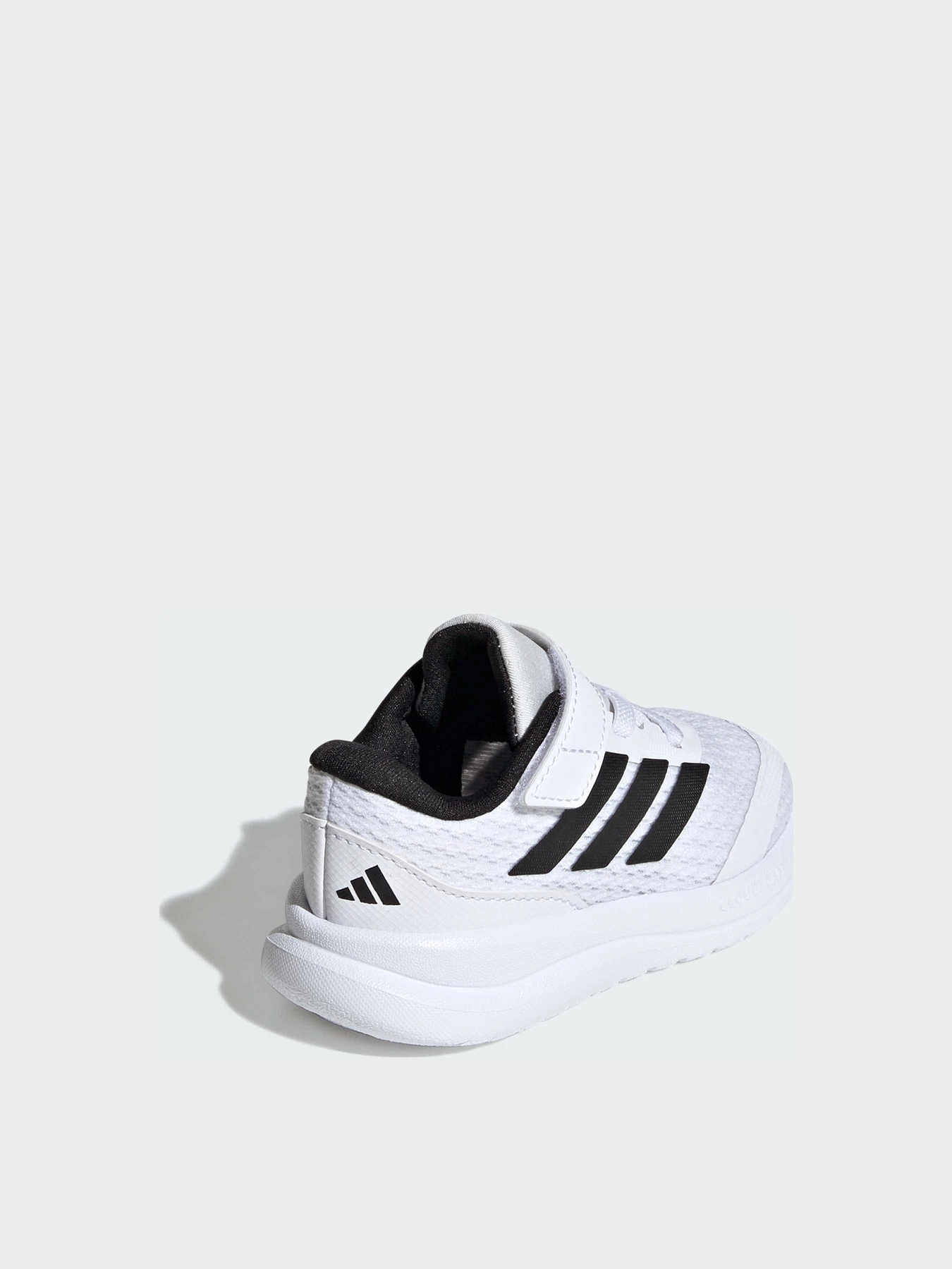 Кросівки Adidas модель KI1776 Кросівки Adidas модель KI1776 Фото
