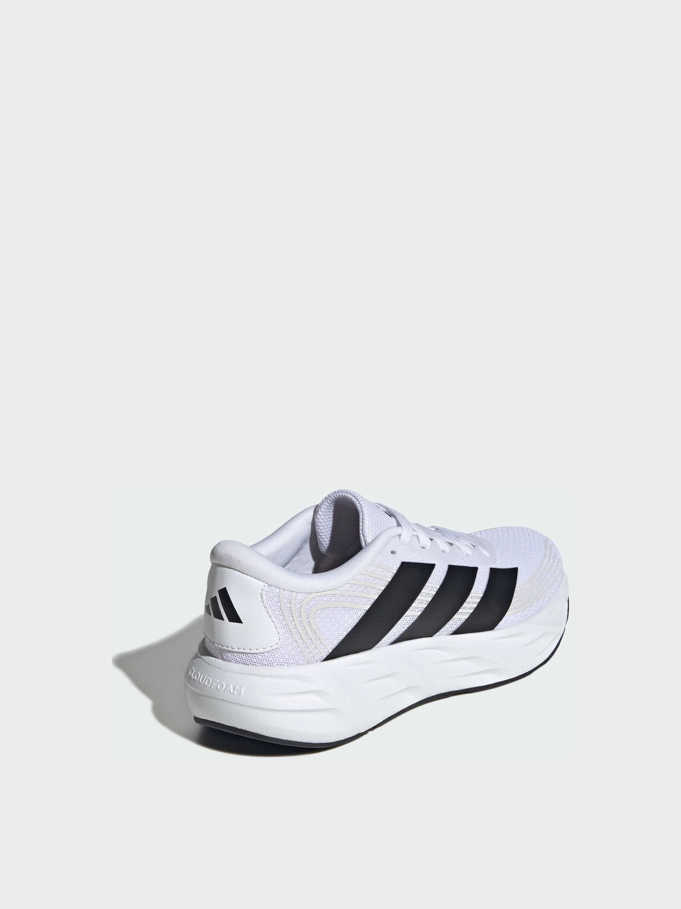 Кроссовки Adidas модель KI1673 Кроссовки Adidas модель KI1673 Фото