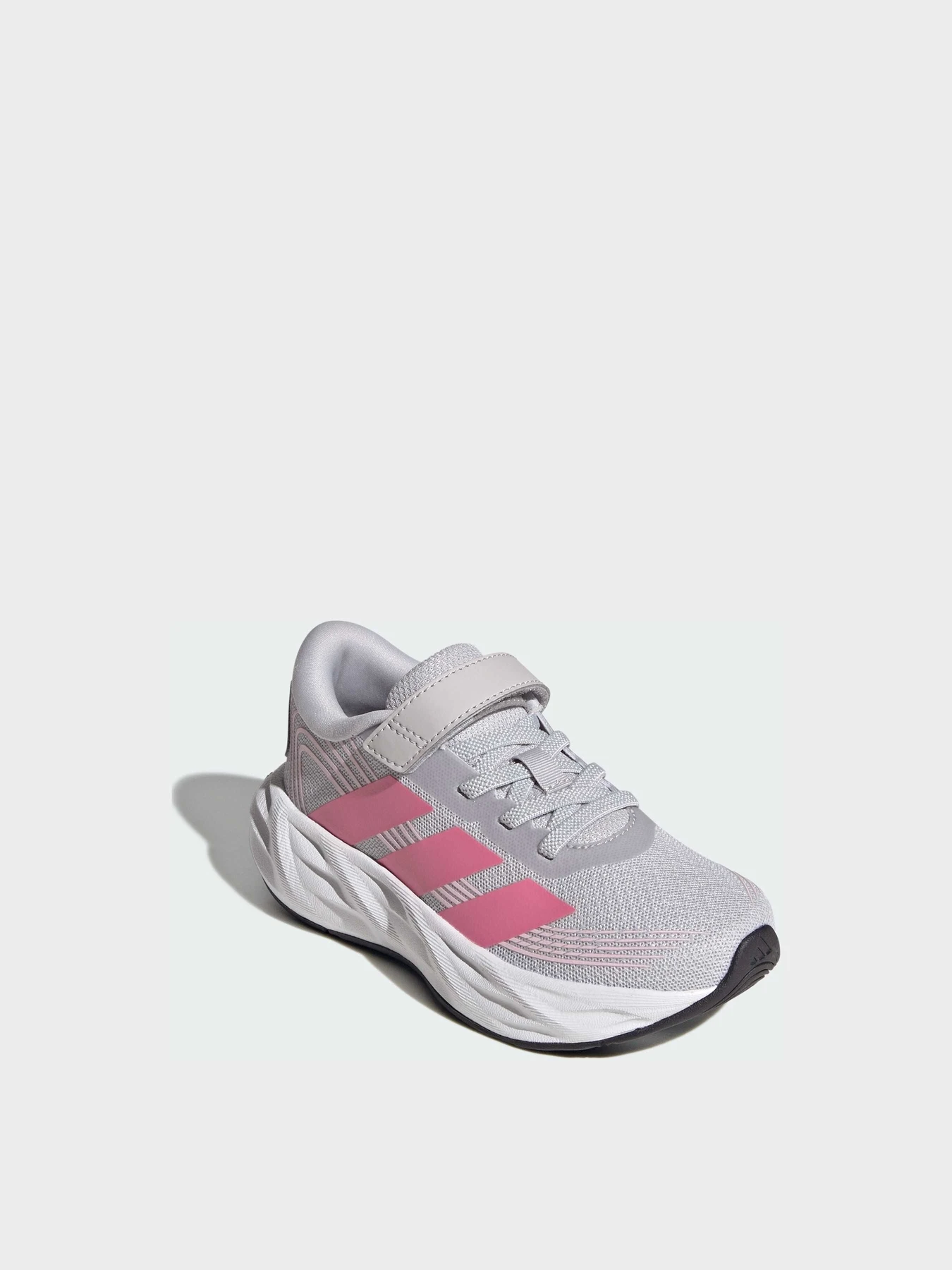 Кроссовки Adidas модель KI1685 Кроссовки Adidas модель KI1685 Фото