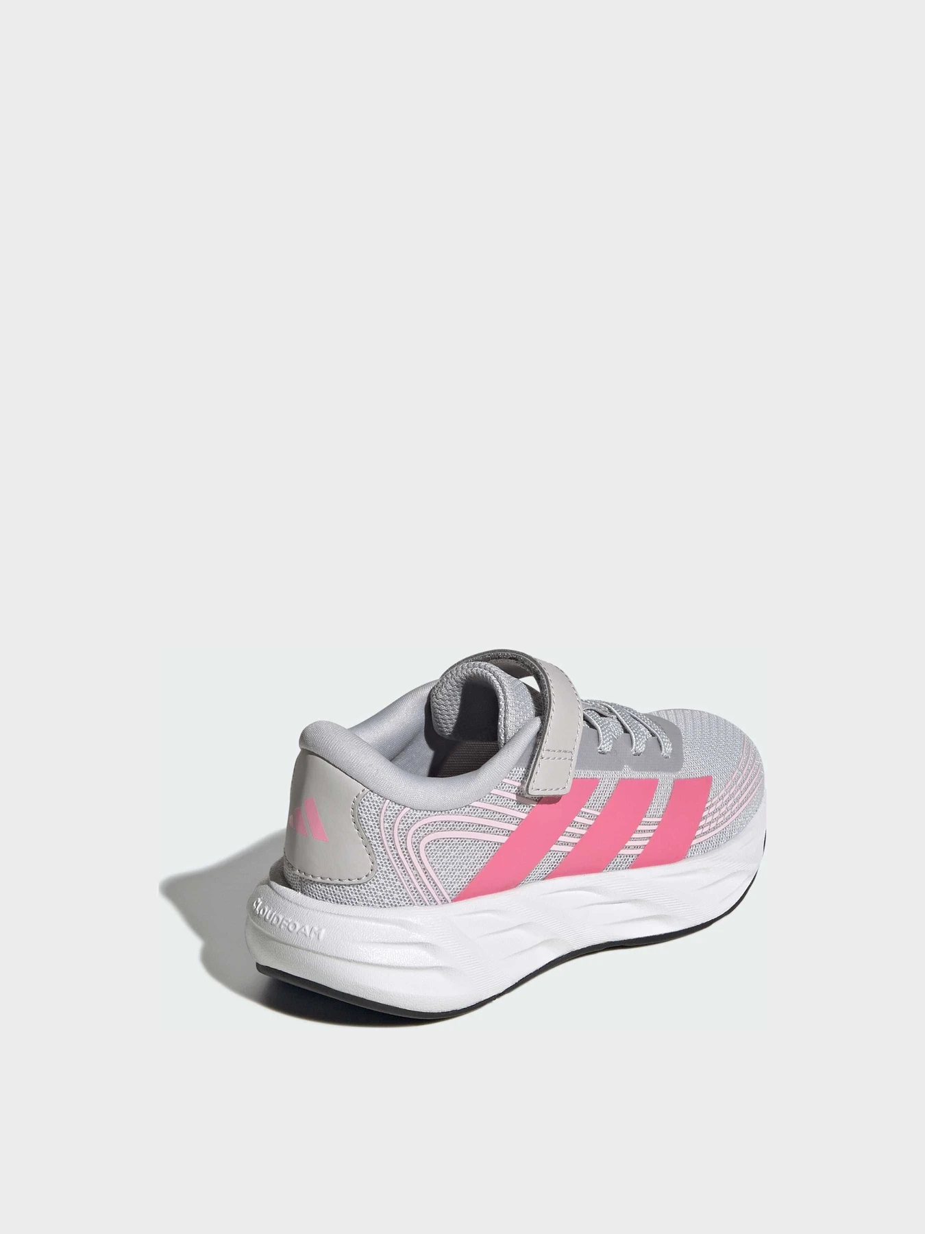 Кроссовки Adidas модель KI1685 Кроссовки Adidas модель KI1685 Фото