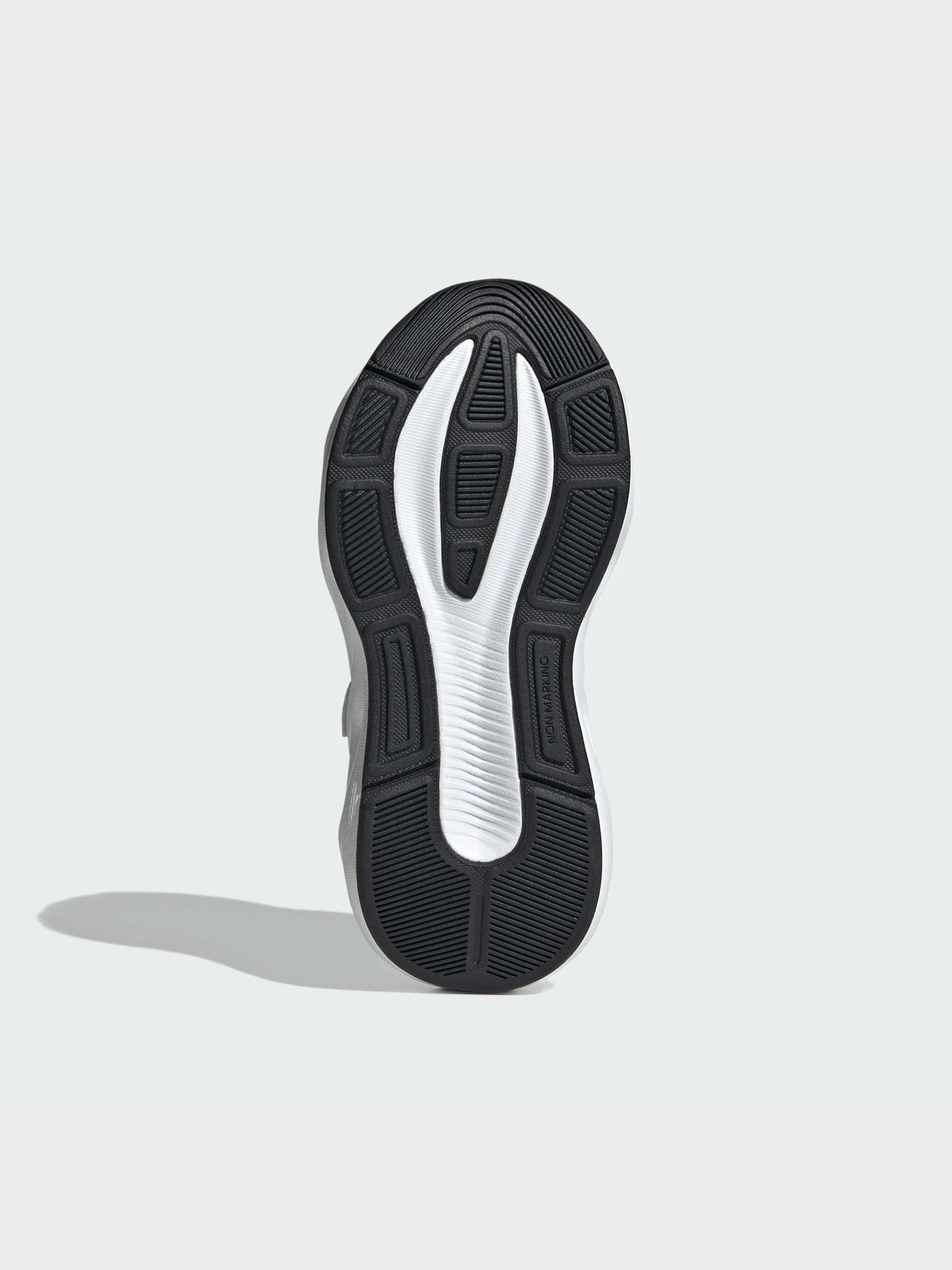 Кроссовки Adidas модель KI1687 Кроссовки Adidas модель KI1687 Фото