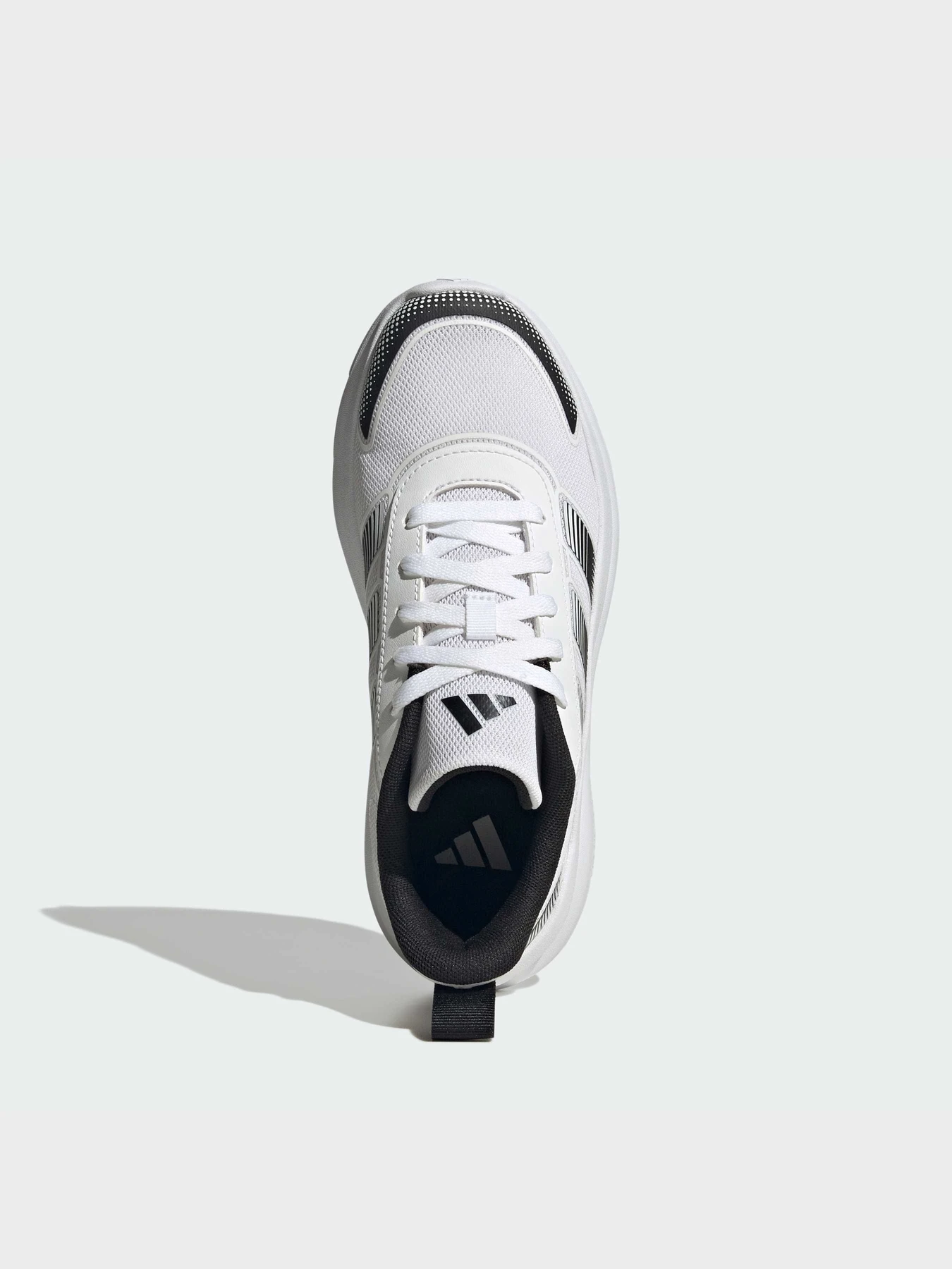 Кроссовки Adidas модель KJ6631 Кроссовки Adidas модель KJ6631 Фото