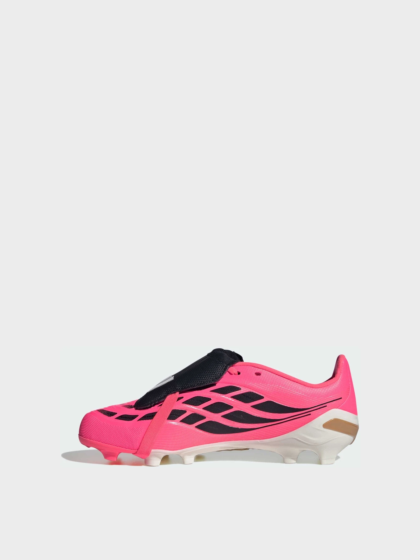 Кросівки Adidas Predator модель HP9998 Кросівки Adidas Predator модель HP9998 Фото