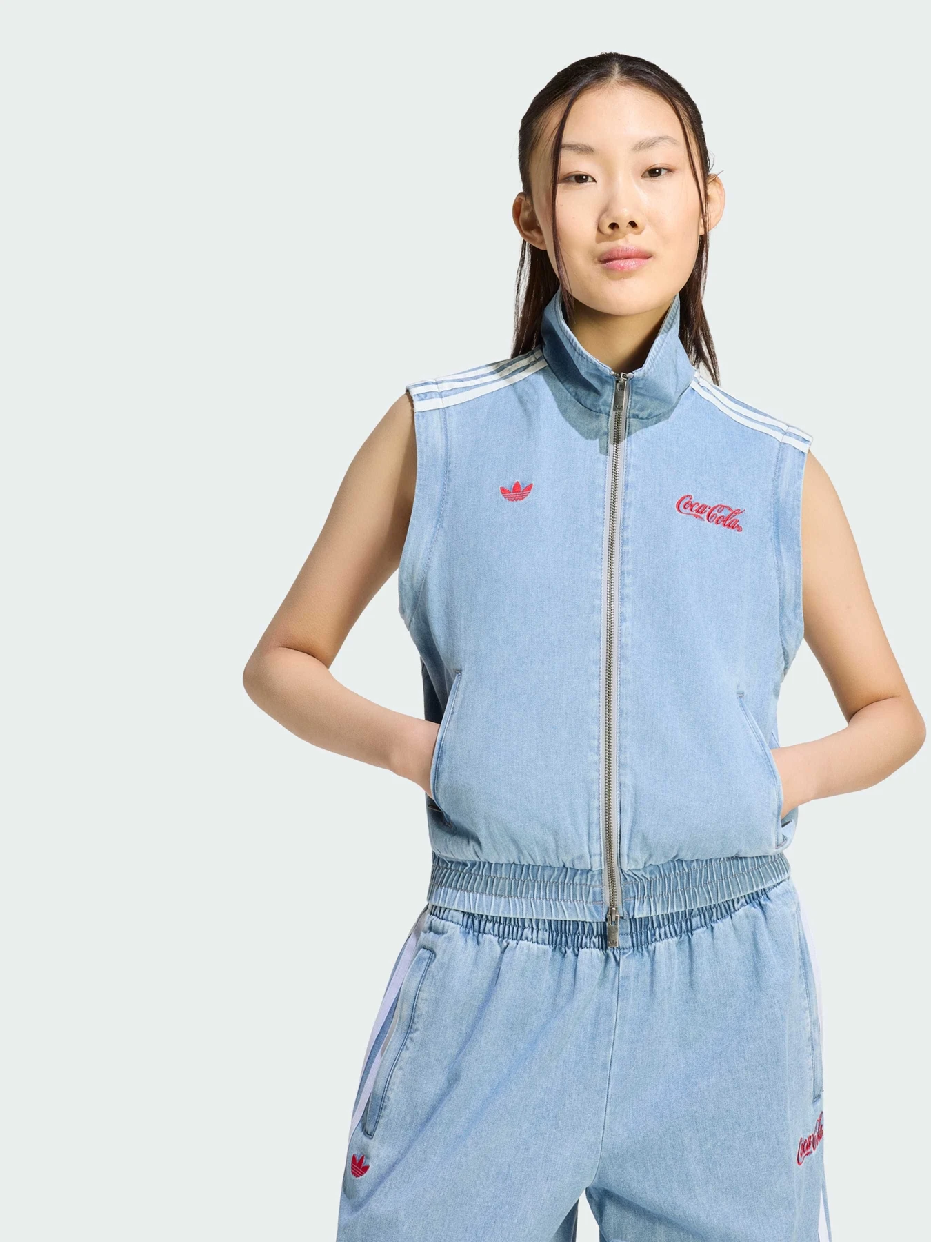 Куртки и дубленки Adidas модель KY7548 Куртки и дубленки Adidas модель KY7548 Фото