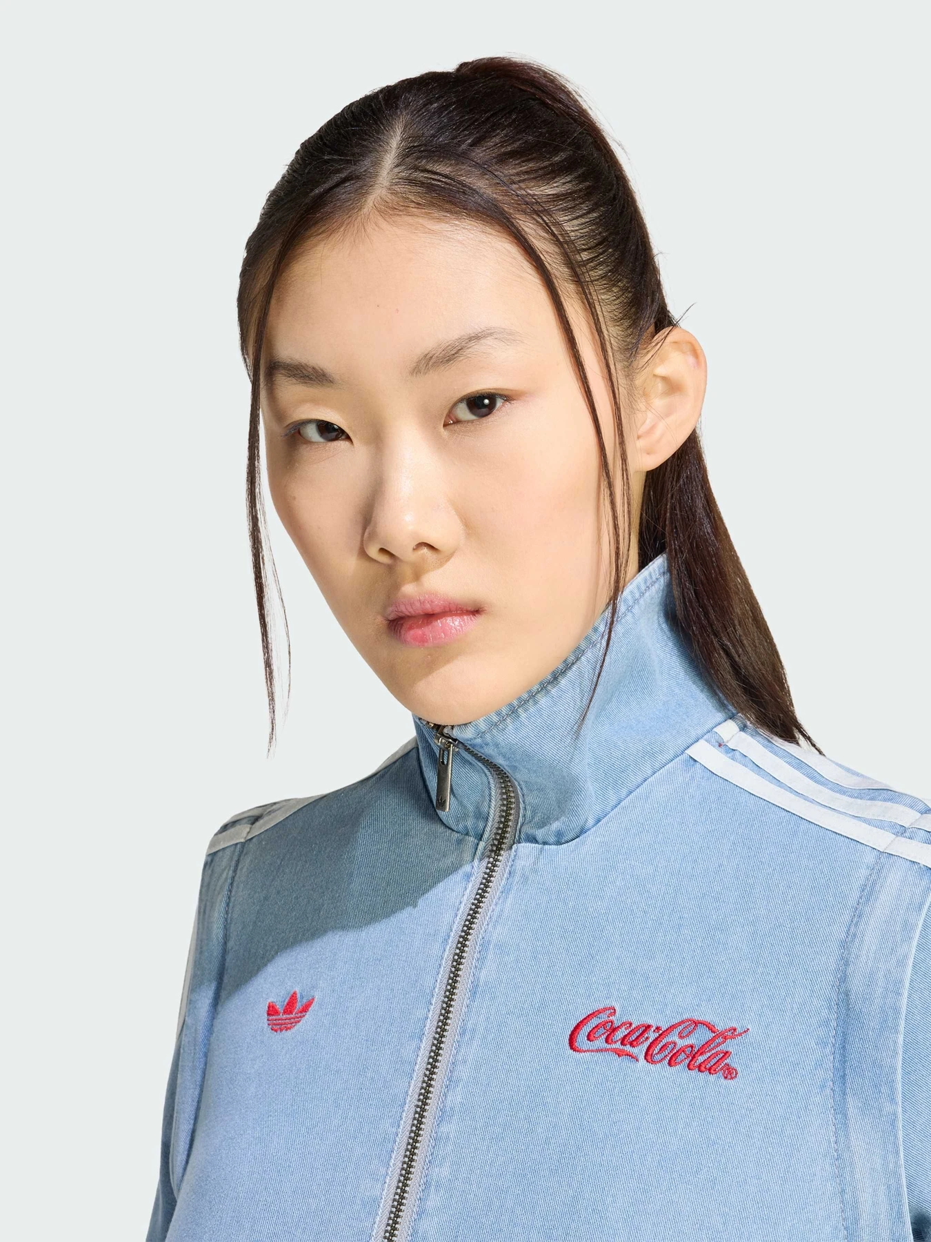 Куртки и дубленки Adidas модель KY7548 Куртки и дубленки Adidas модель KY7548 Фото