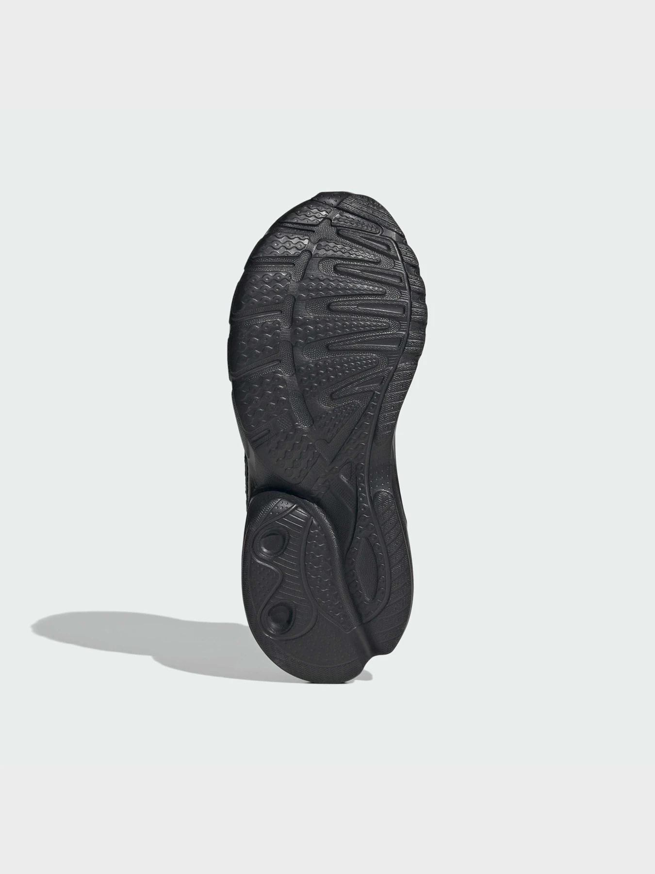 Кроссовки Adidas модель KJ8365 Кроссовки Adidas модель KJ8365 Фото
