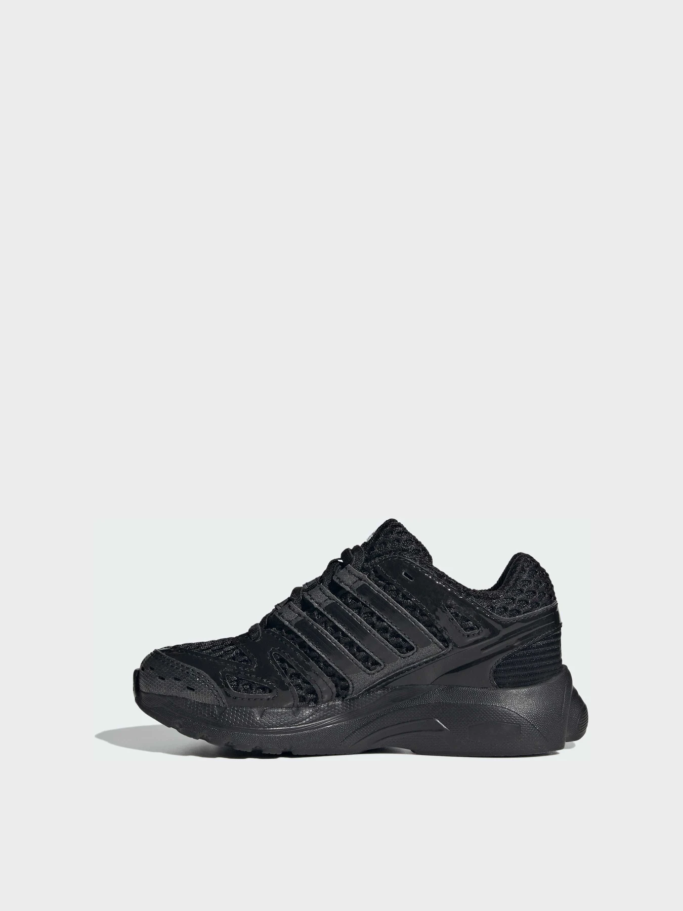 Кроссовки Adidas модель KJ8365 Кроссовки Adidas модель KJ8365 Фото