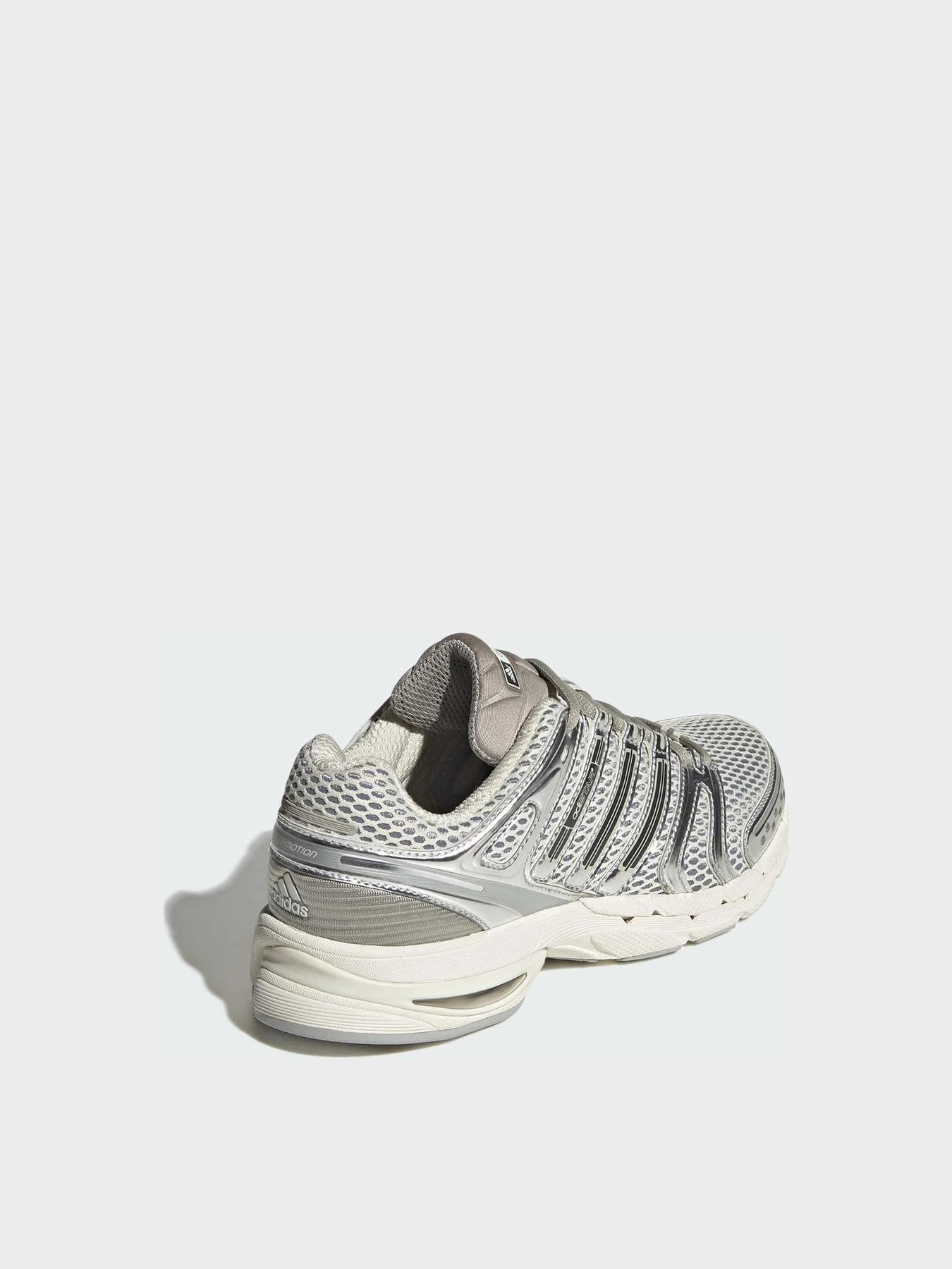 Кроссовки Adidas модель KJ2285 Кроссовки Adidas модель KJ2285 Фото