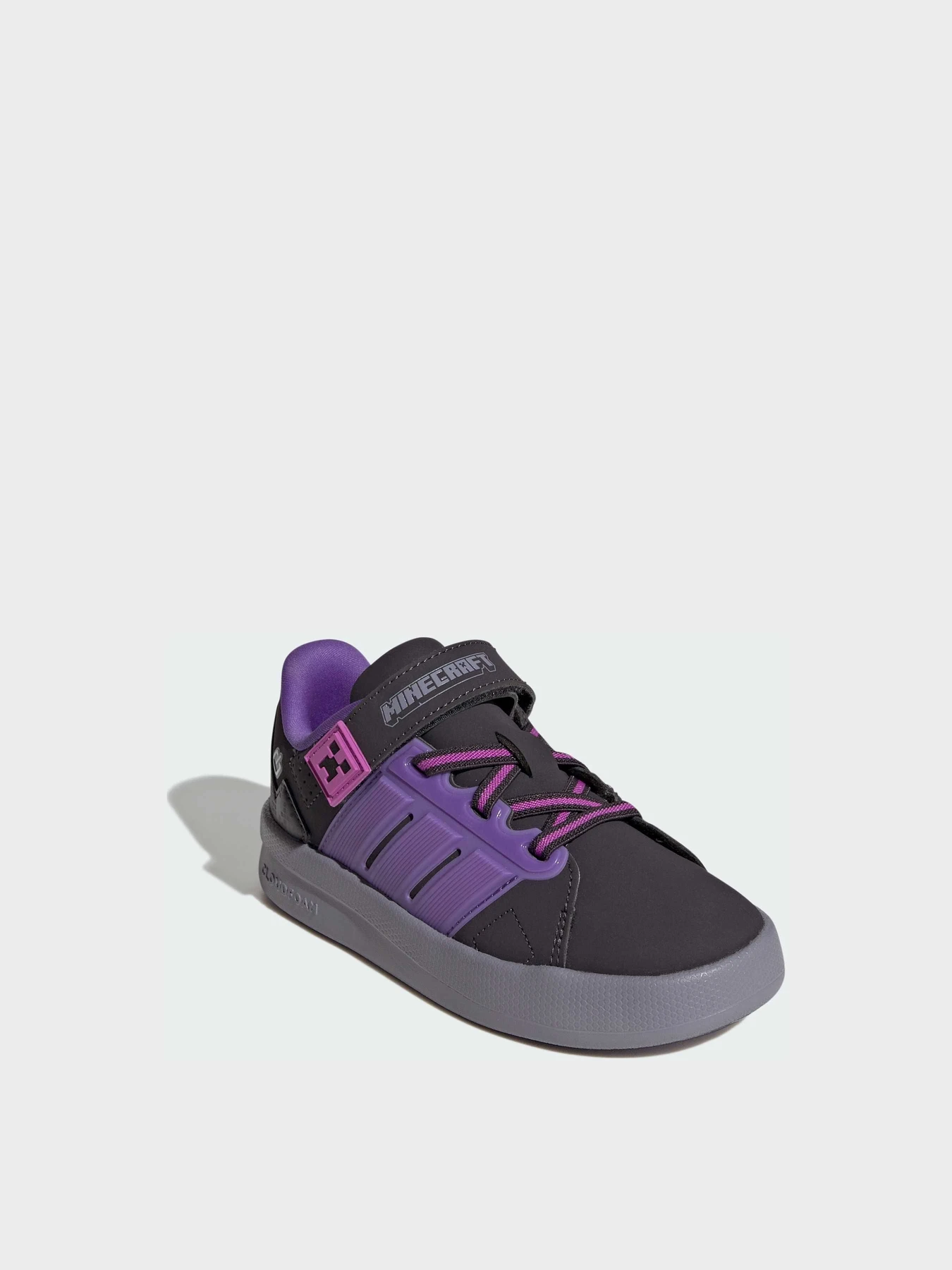 Кроссовки Adidas модель KI9113 Кроссовки Adidas модель KI9113 Фото