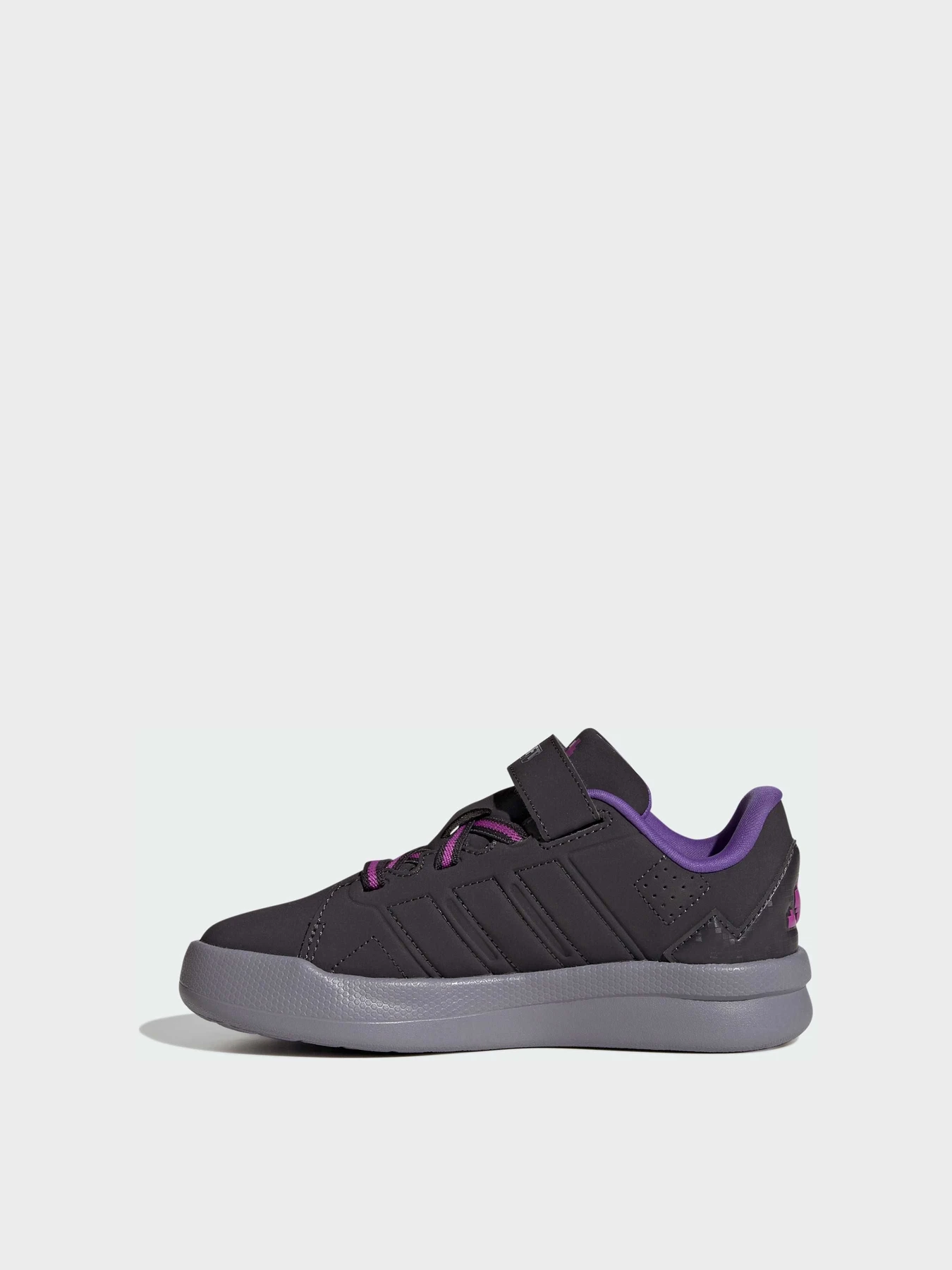 Кроссовки Adidas модель KI9113 Кроссовки Adidas модель KI9113 Фото
