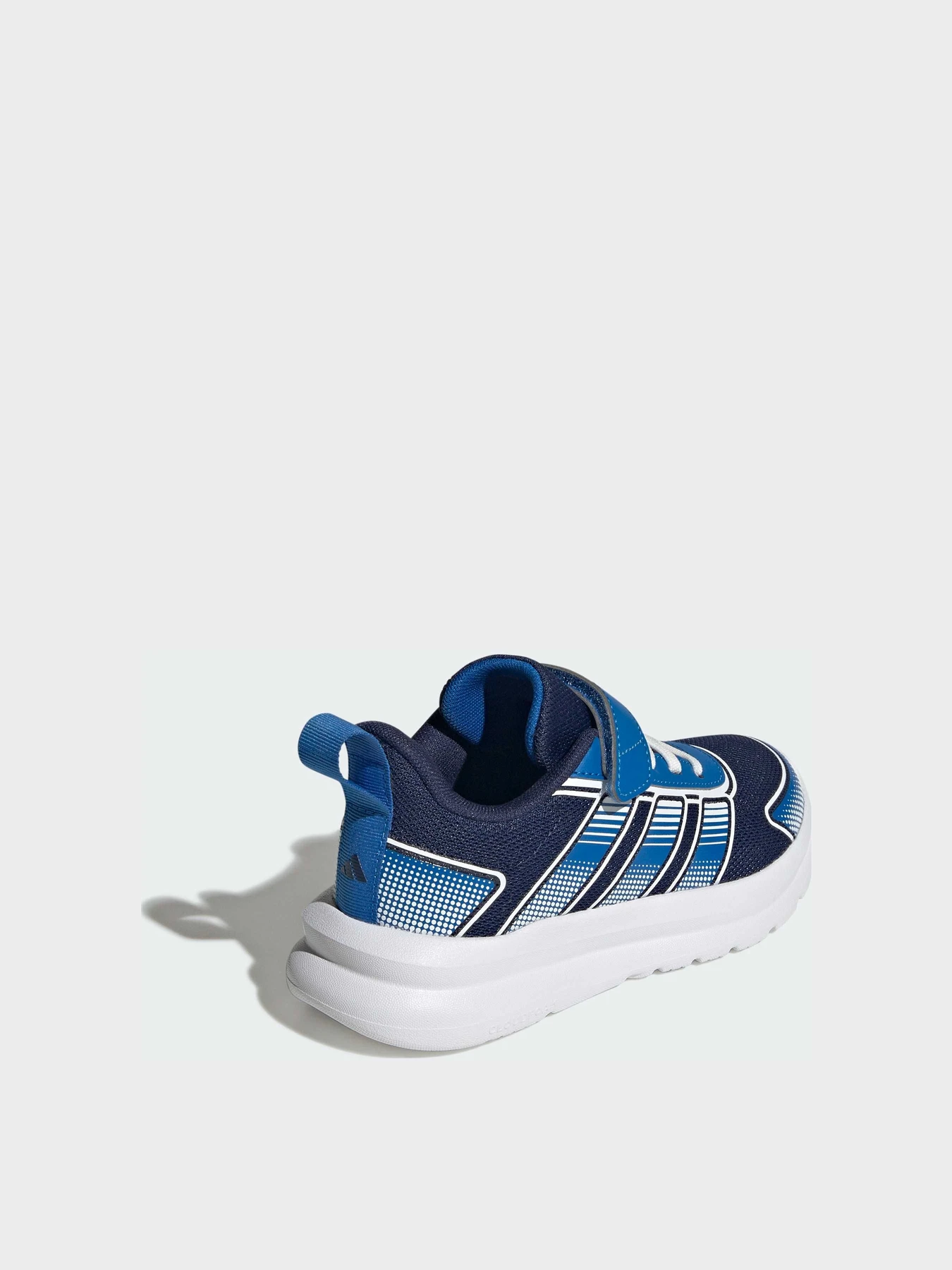 Кроссовки Adidas модель KJ6693 Кроссовки Adidas модель KJ6693 Фото
