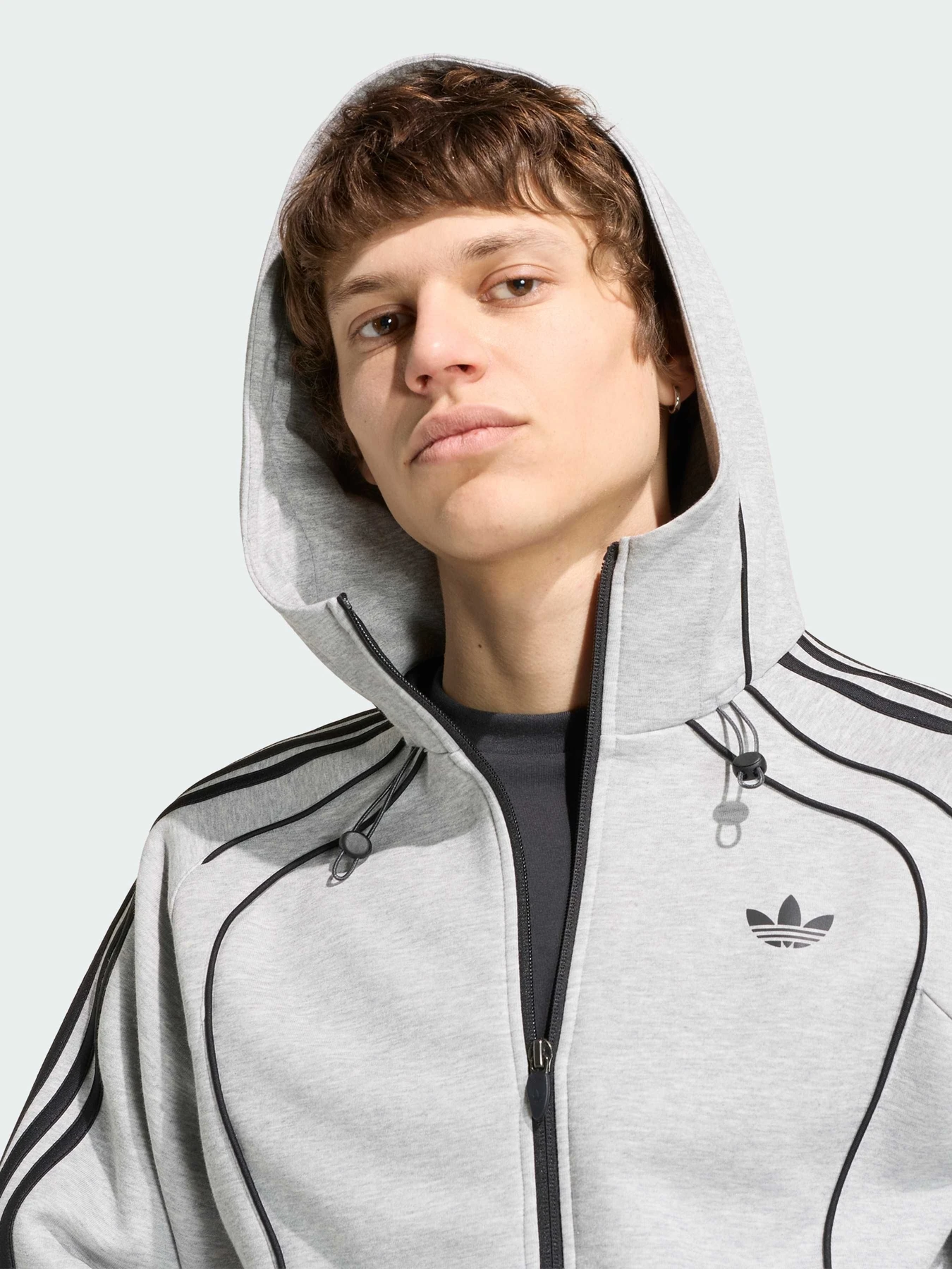 Худи и свитшоты Adidas модель KR7070 Худи и свитшоты Adidas модель KR7070 Фото