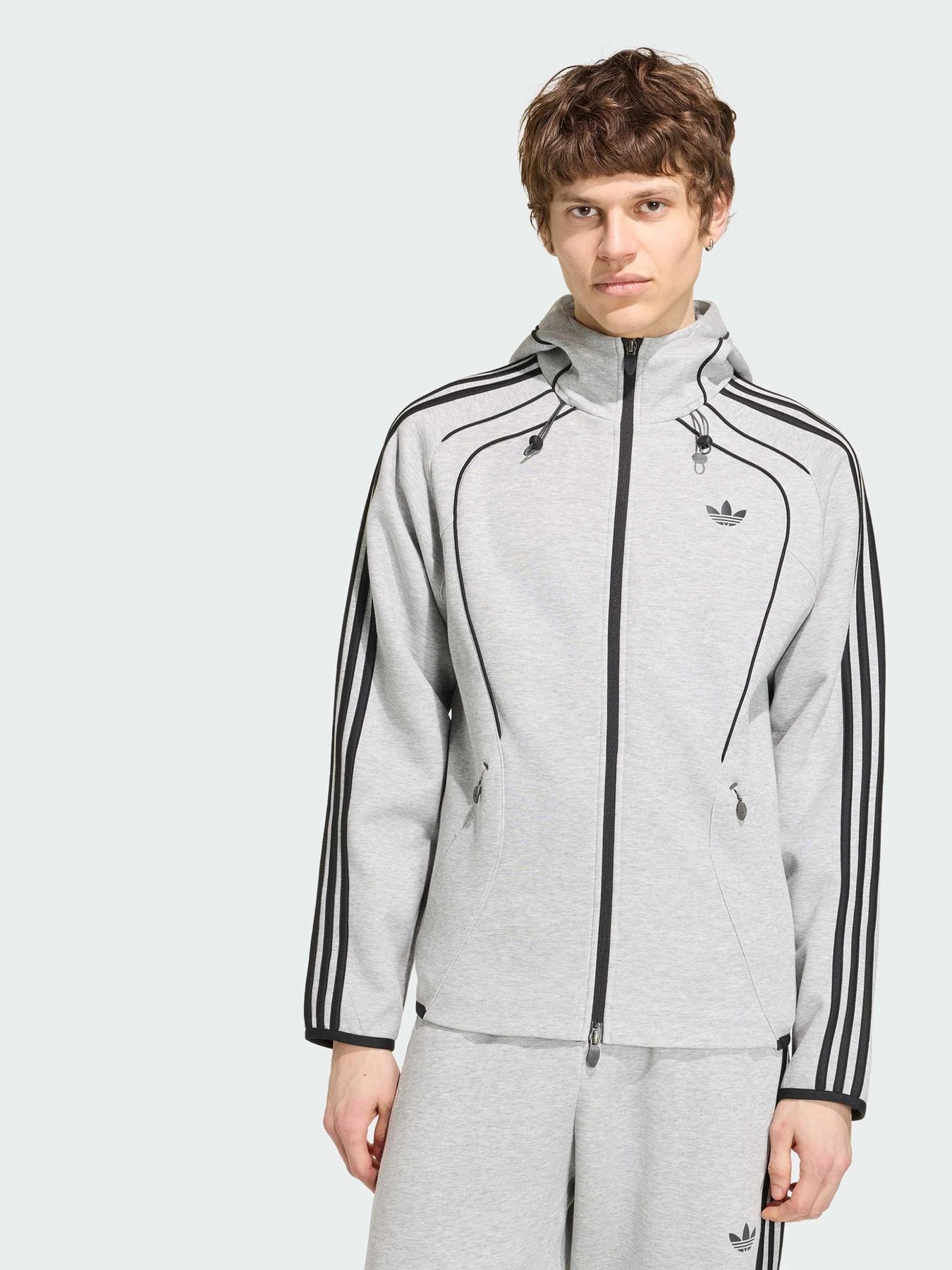 Худи и свитшоты Adidas модель KR7070 Худи и свитшоты Adidas модель KR7070 Фото