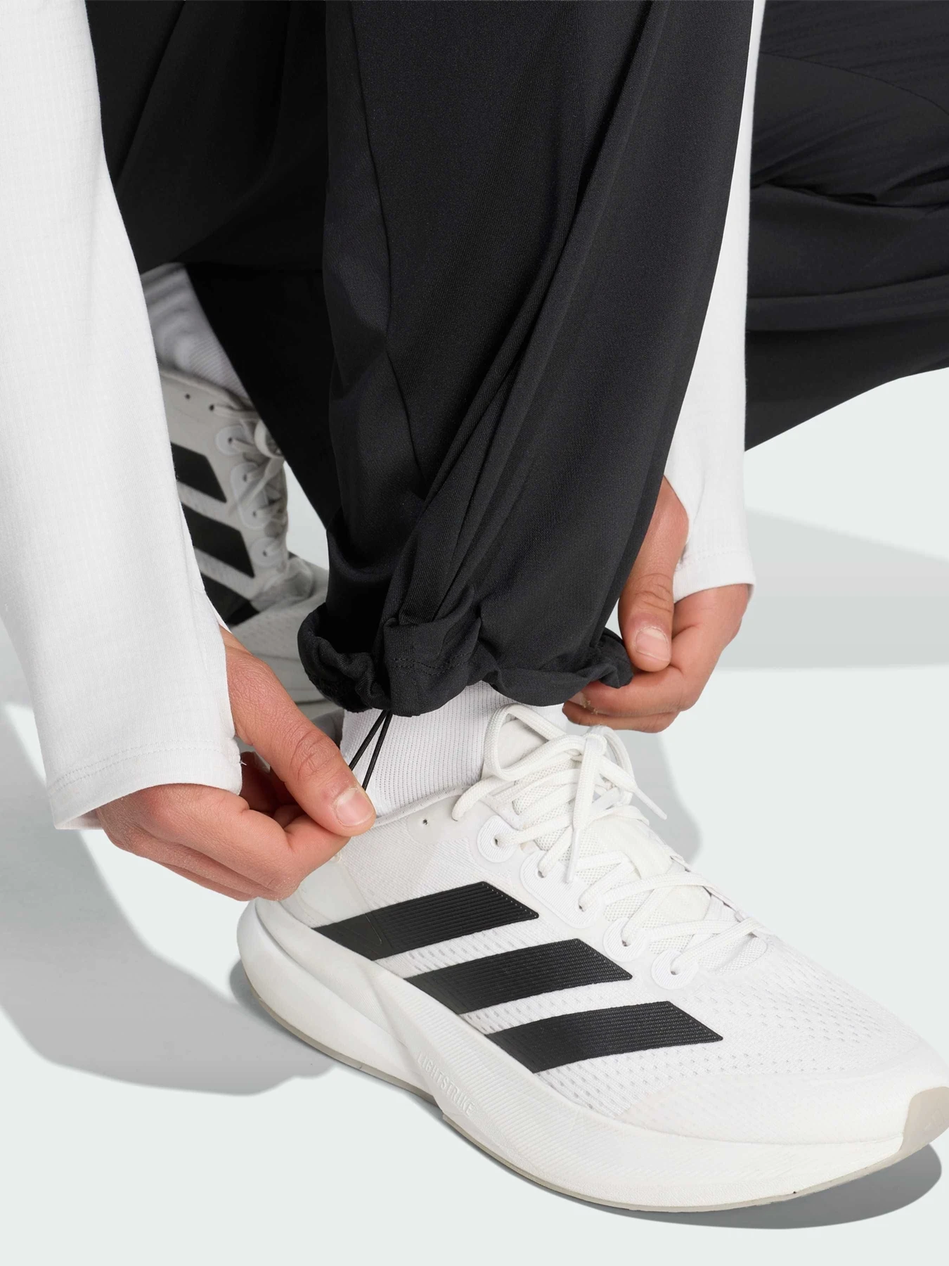 Брюки Adidas модель KG5744 Брюки Adidas модель KG5744 Фото