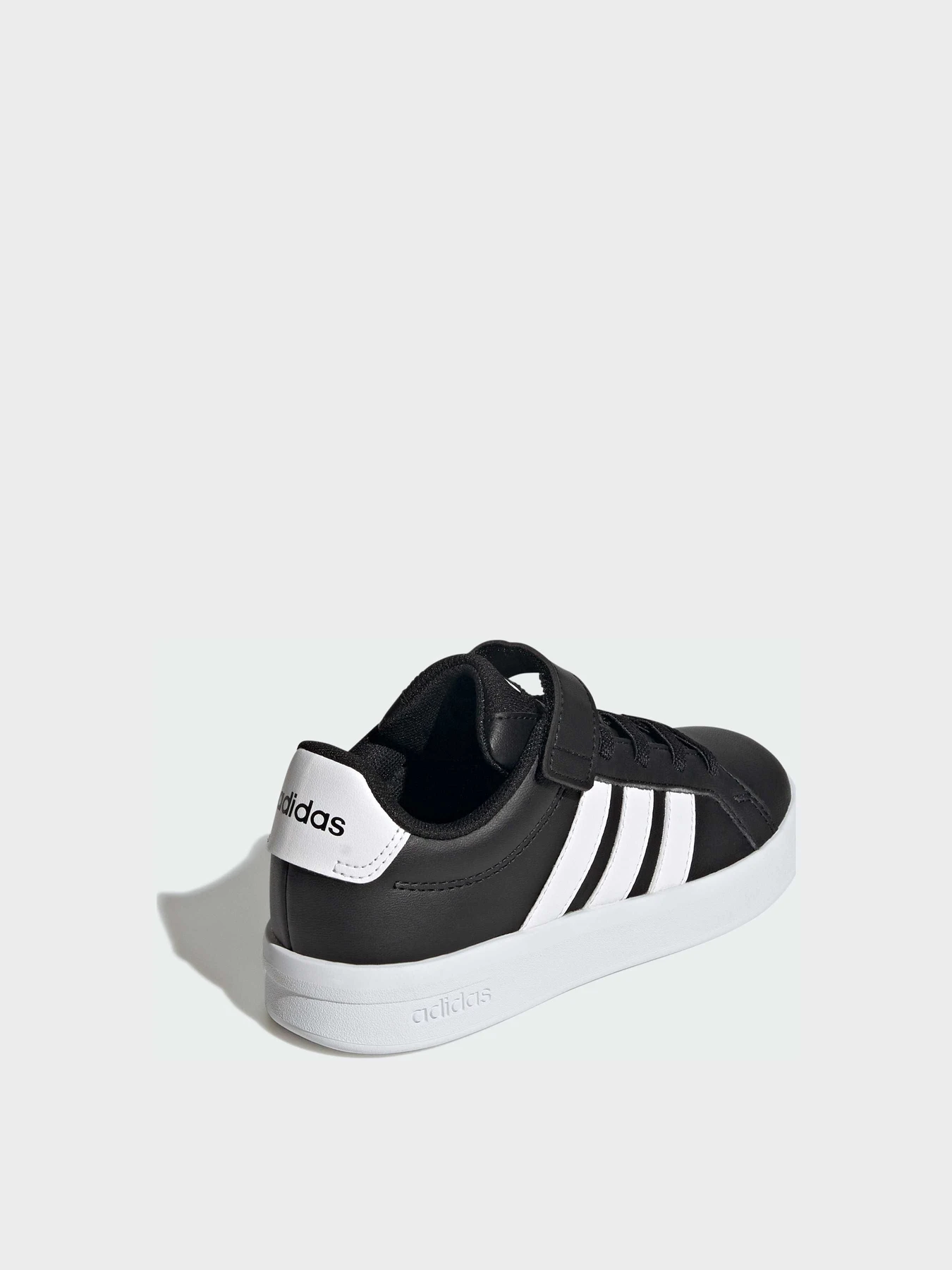 Кеди Adidas модель HP3533 Кеди Adidas модель HP3533 Фото