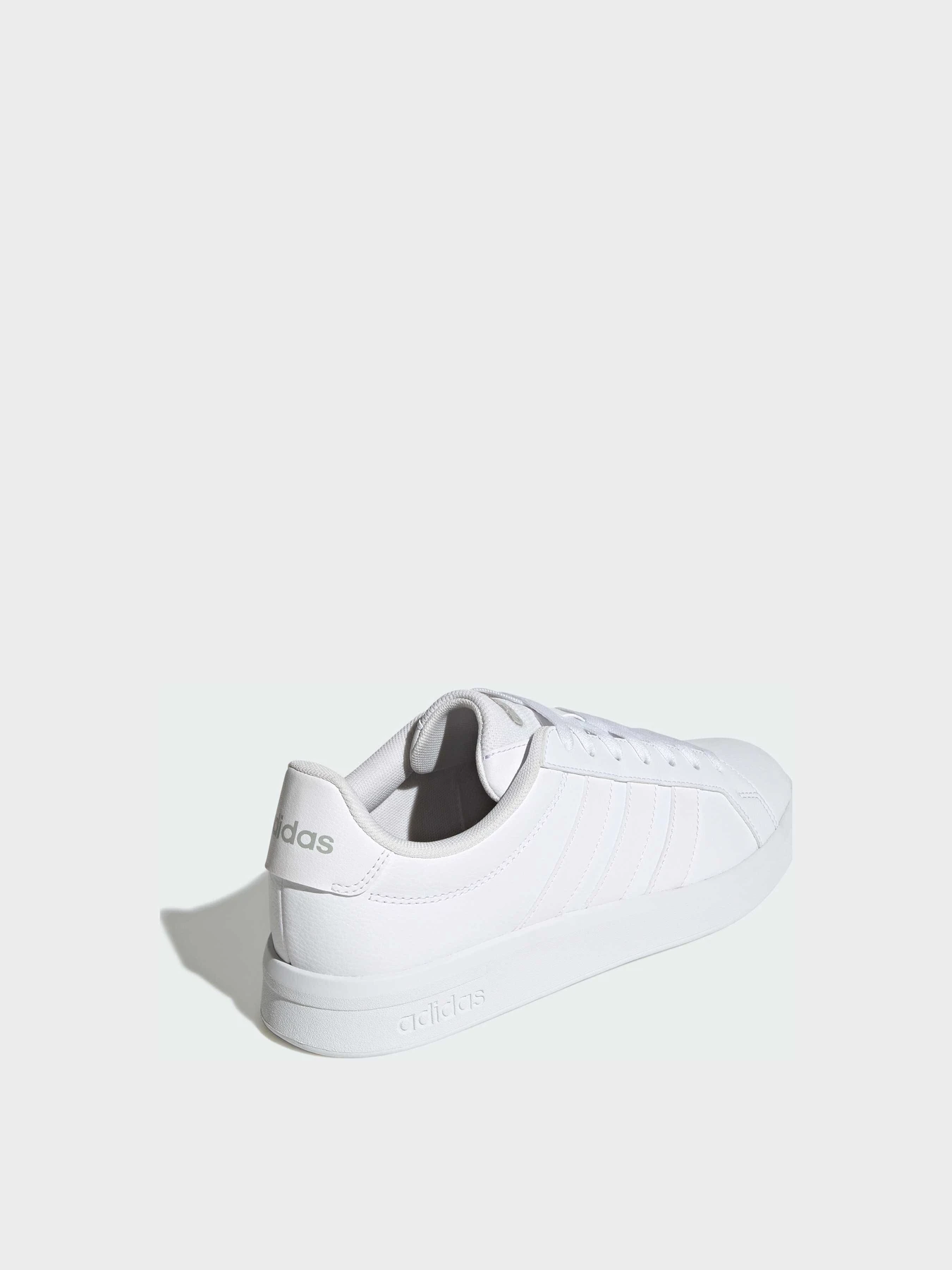 Кеди Adidas модель HQ0080 Кеди Adidas модель HQ0080 Фото