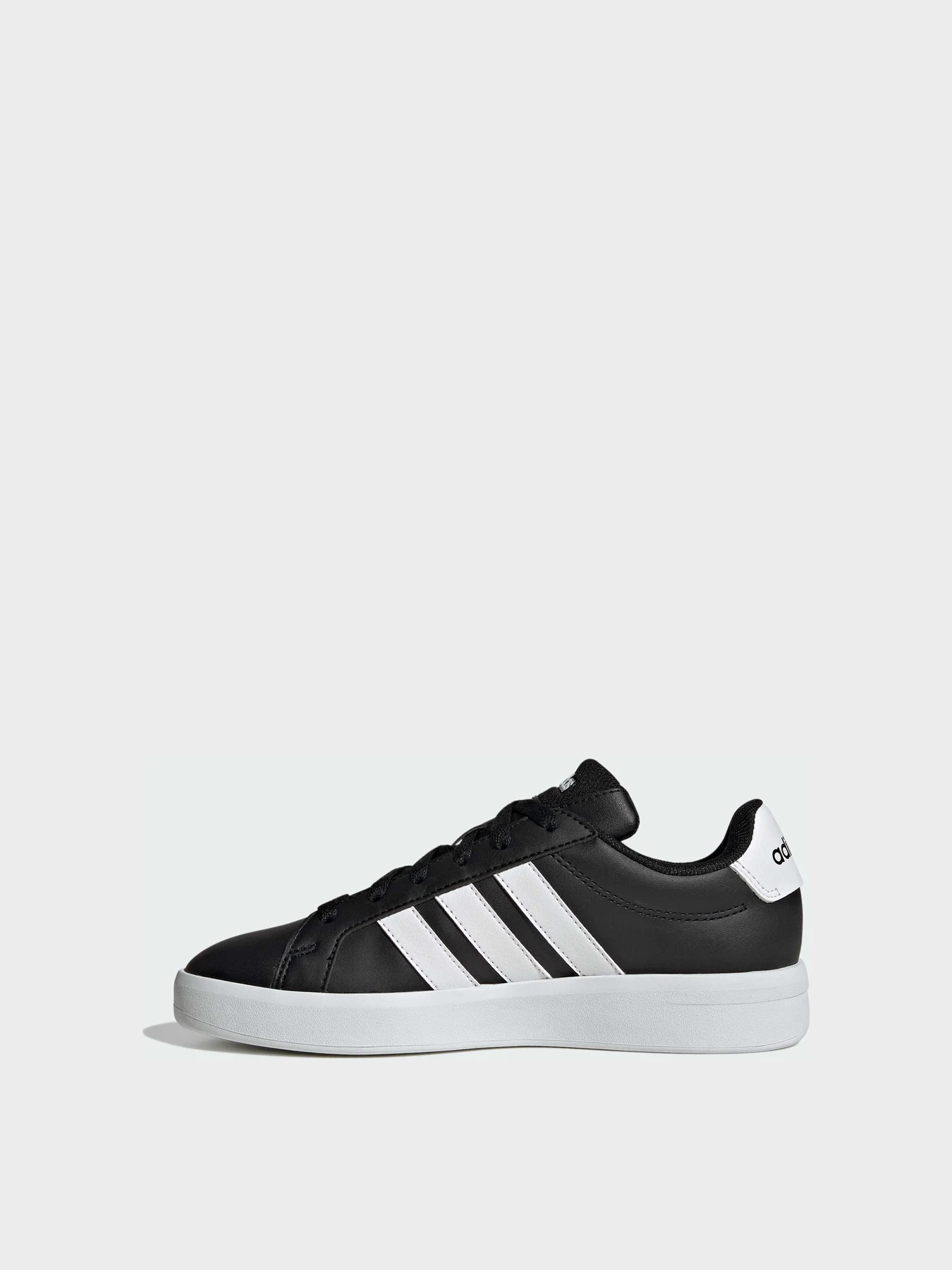 Кеди Adidas модель JP9366 Кеди Adidas модель JP9366 Фото