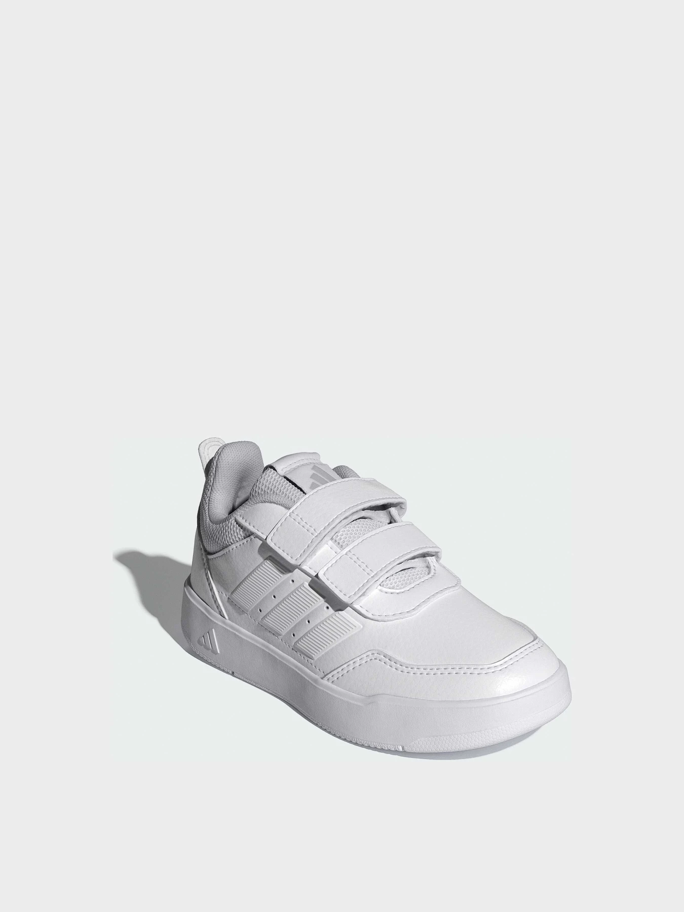 Кроссовки Adidas модель JQ1840 Кроссовки Adidas модель JQ1840 Фото