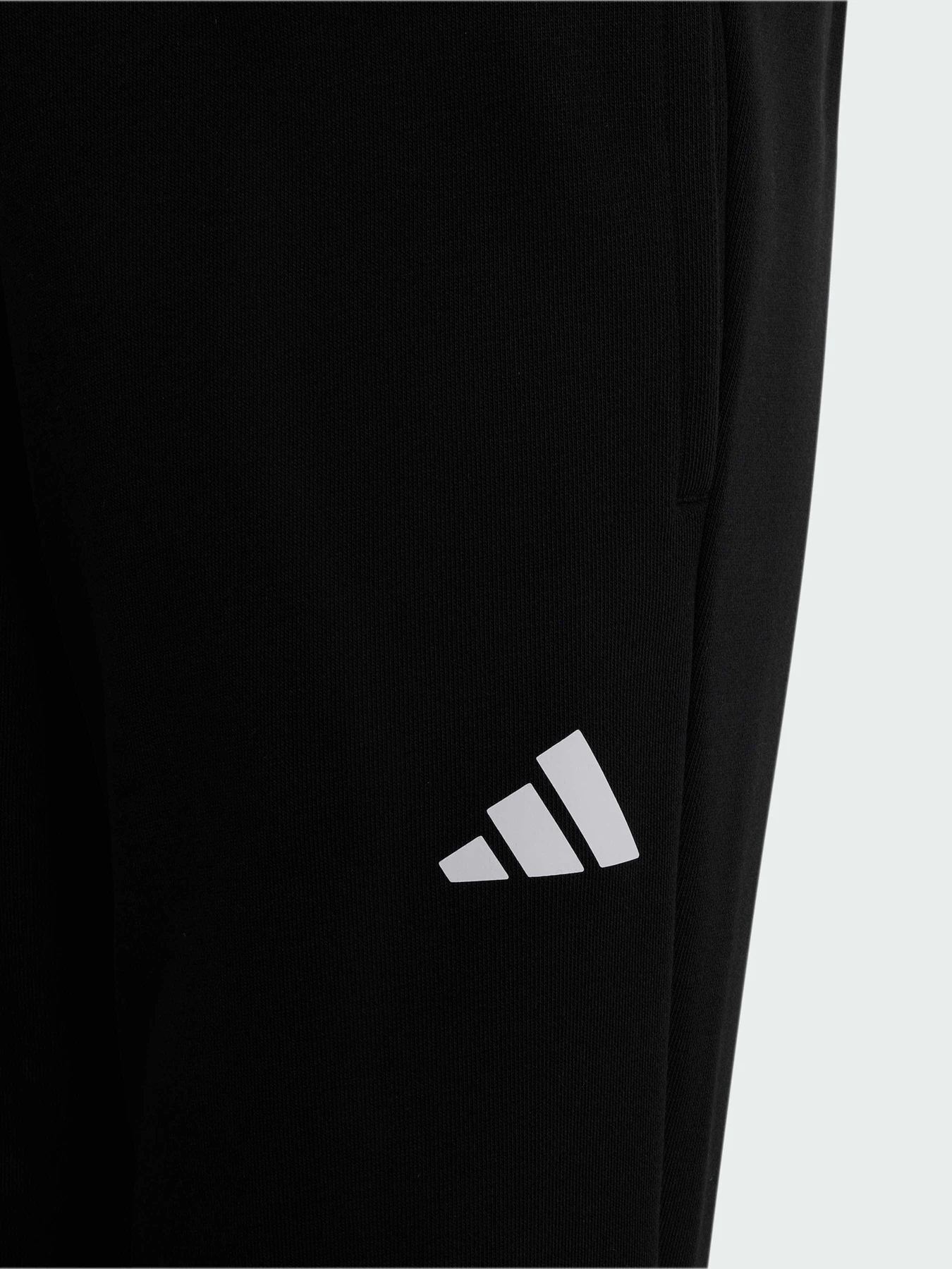 Брюки Adidas модель KH3191 Брюки Adidas модель KH3191 Фото