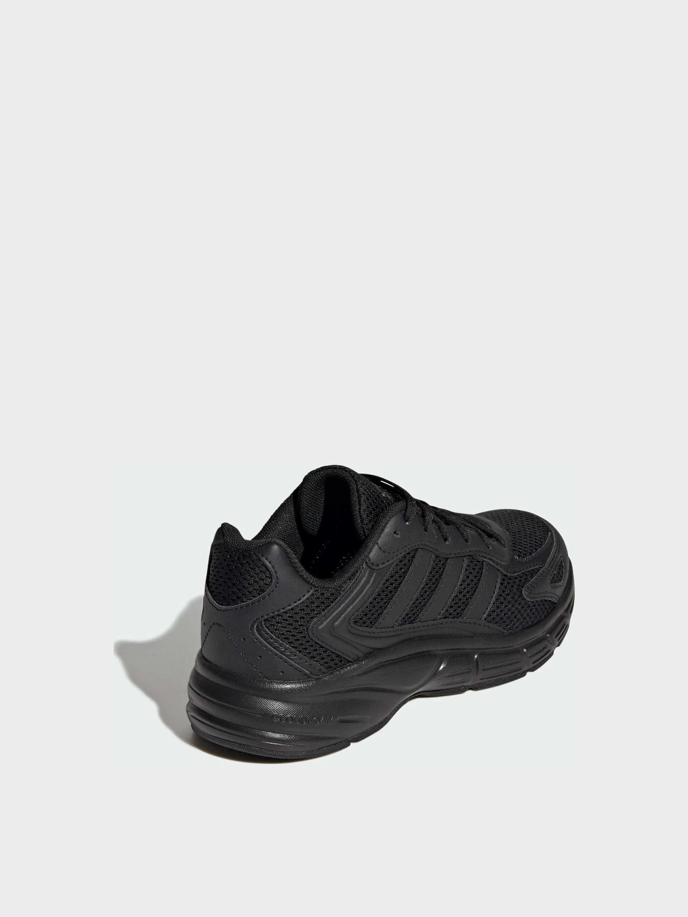 Кросівки Adidas модель KI3917 Кросівки Adidas модель KI3917 Фото