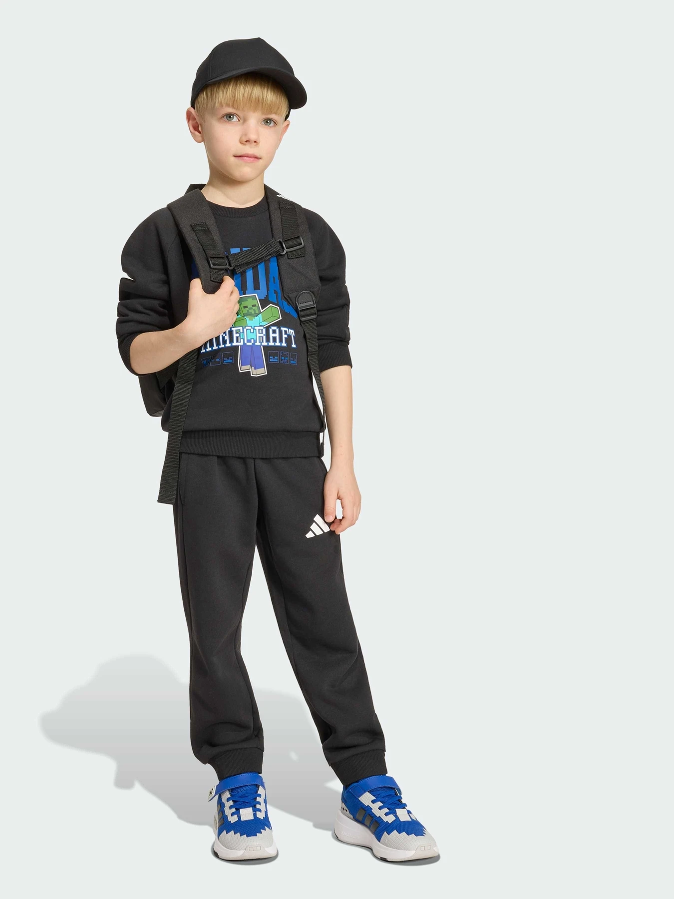 Костюмы Adidas модель KH3194 Костюмы Adidas модель KH3194 Фото