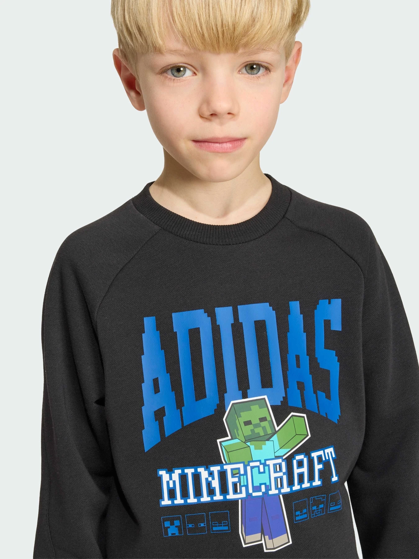 Костюмы Adidas модель KH3194 Костюмы Adidas модель KH3194 Фото