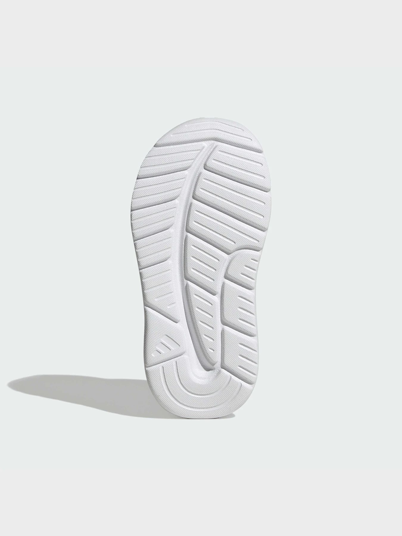 Кроссовки Adidas модель KI7403 Кроссовки Adidas модель KI7403 Фото