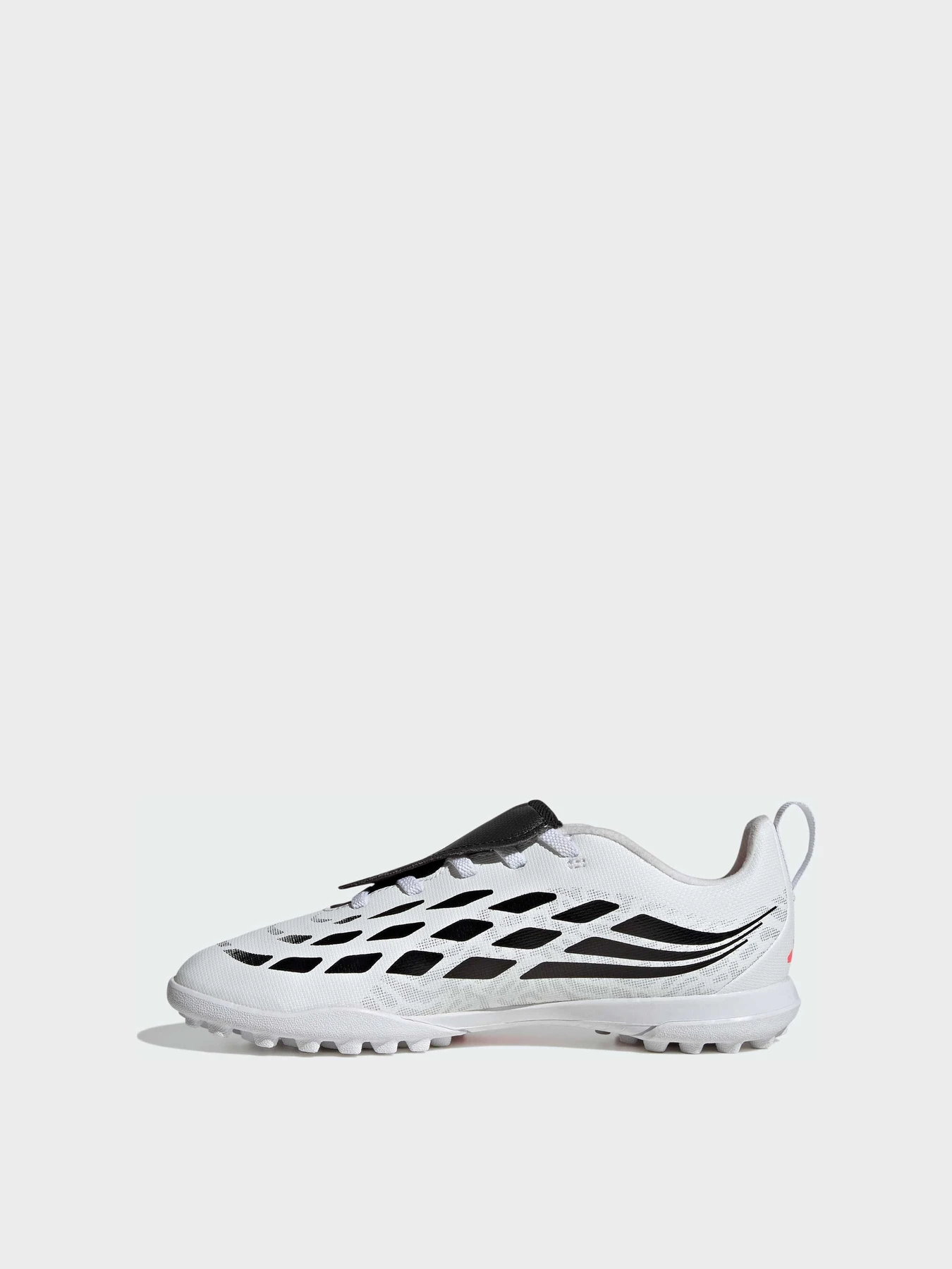 Кросівки Adidas Predator модель IH2087 Кросівки Adidas Predator модель IH2087 Фото