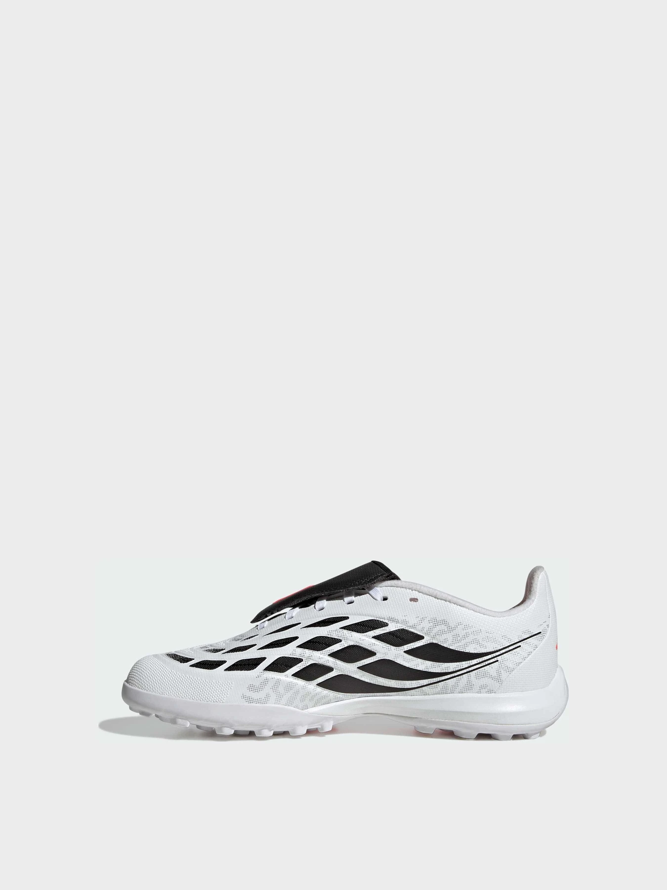 Кросівки Adidas Predator модель IH2103 Кросівки Adidas Predator модель IH2103 Фото