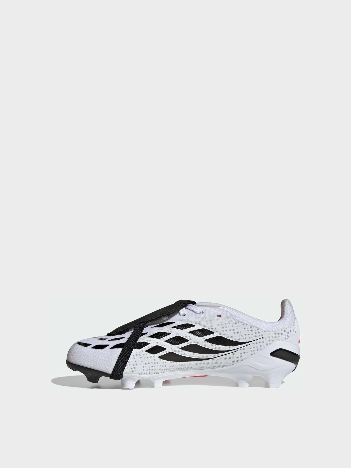Кросівки Adidas Predator модель IH2109 Кросівки Adidas Predator модель IH2109 Фото