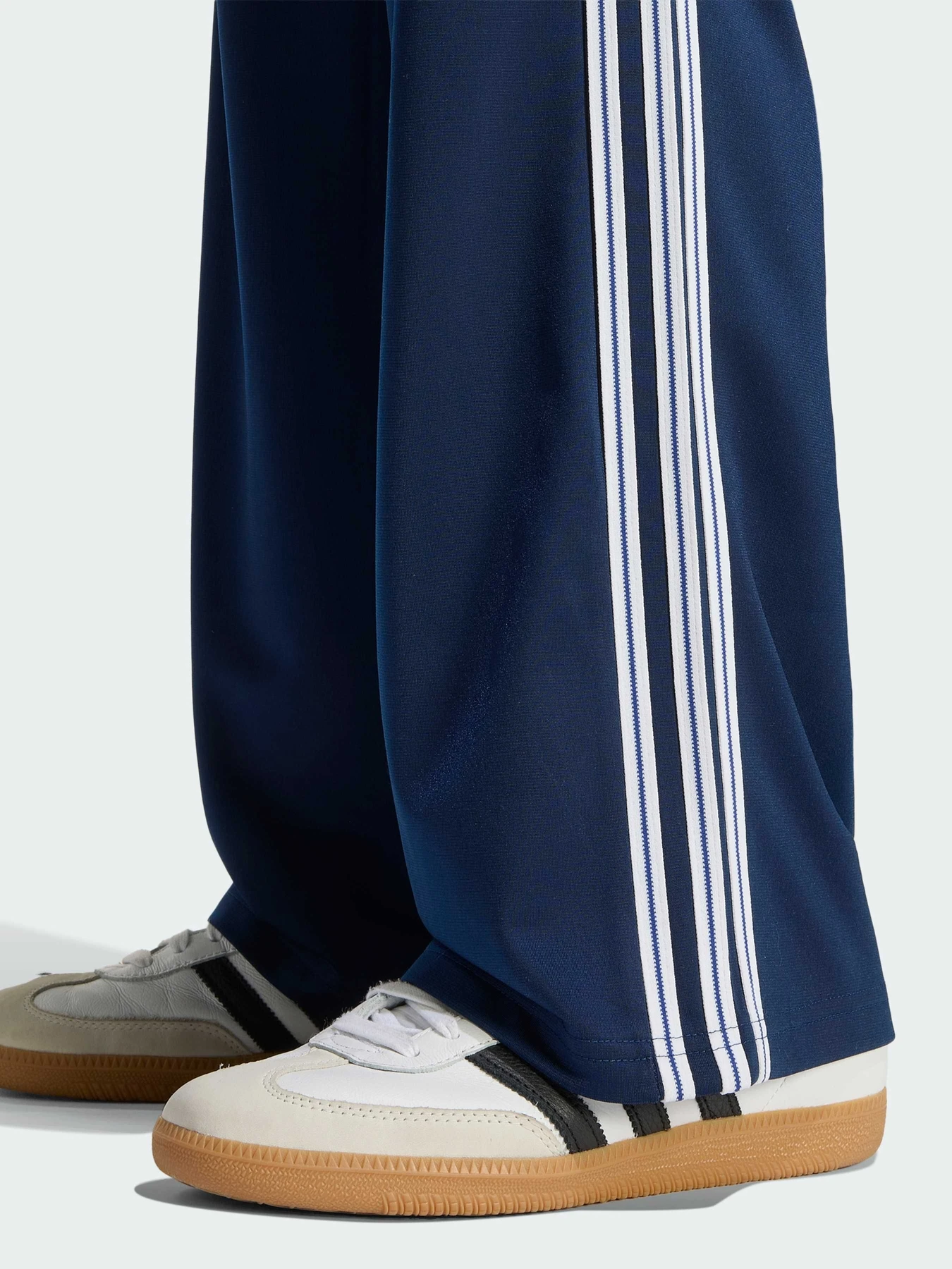 Брюки Adidas модель KS4176 Брюки Adidas модель KS4176 Фото