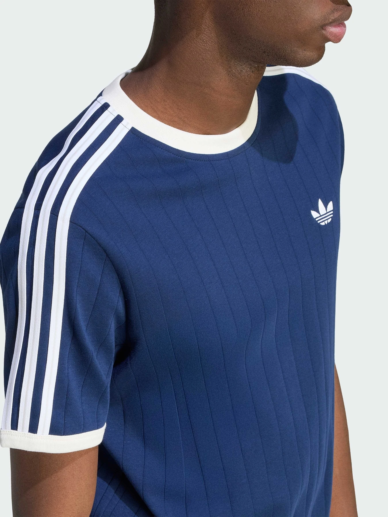 Футболки и поло Adidas 3 Stripes модель KS7448 Футболки и поло Adidas 3 Stripes модель KS7448 Фото