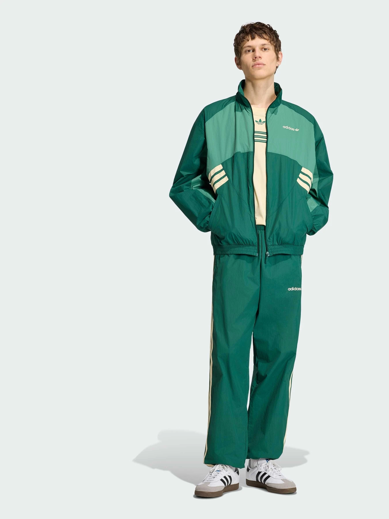 Худи и свитшоты Adidas модель KT4321 Худи и свитшоты Adidas модель KT4321 Фото