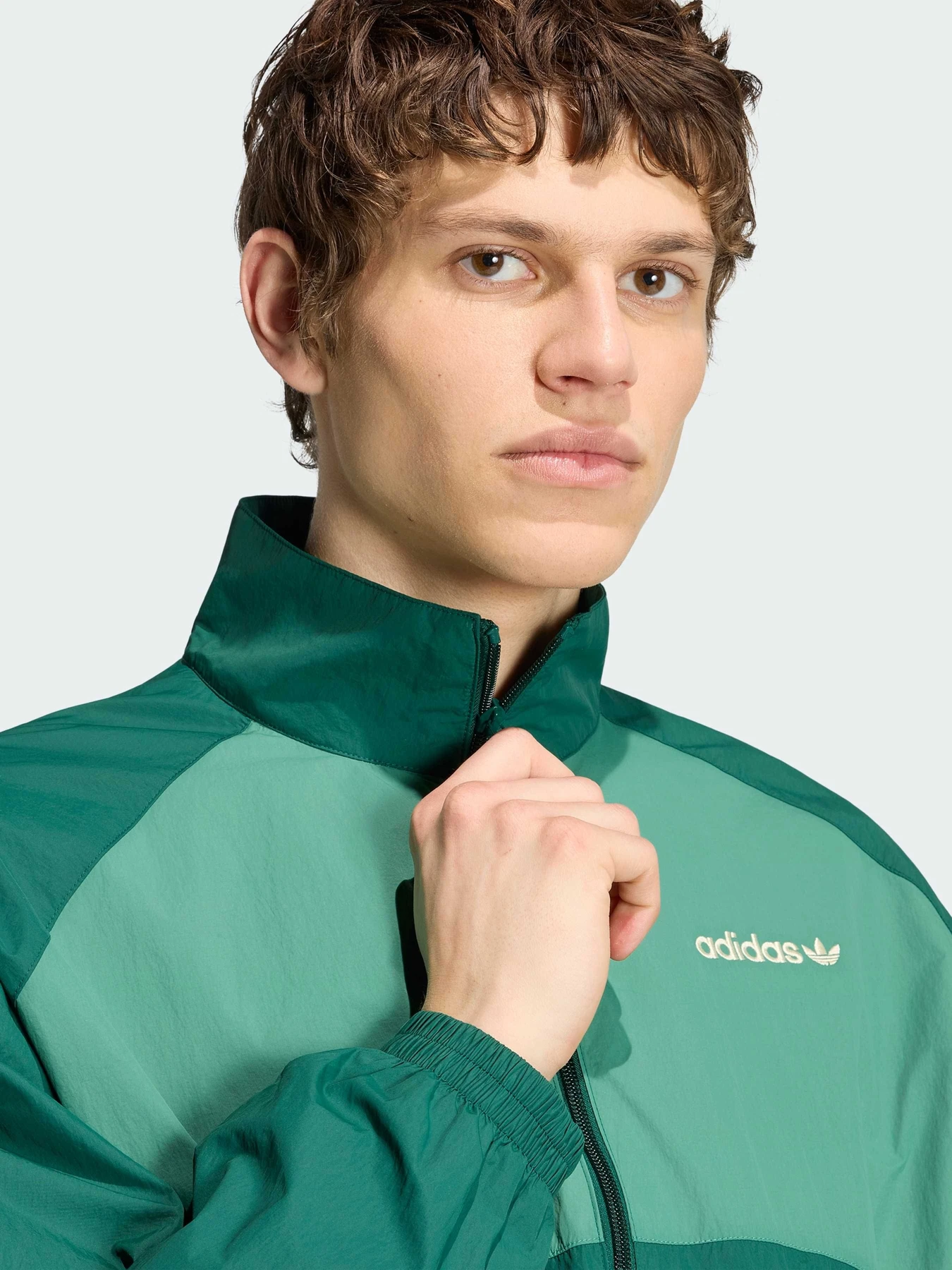 Худи и свитшоты Adidas модель KT4321 Худи и свитшоты Adidas модель KT4321 Фото