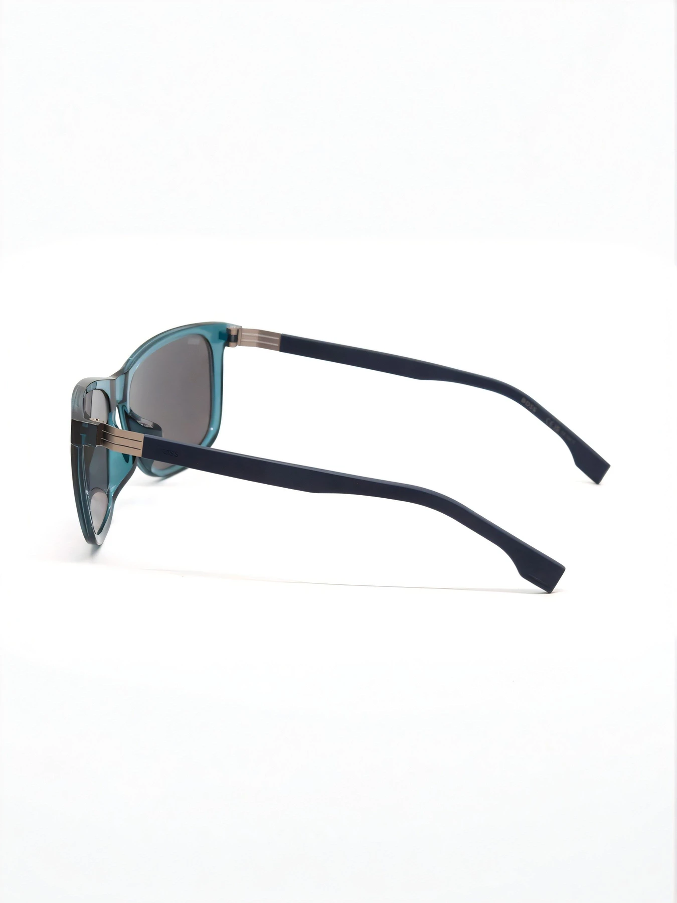 Очки HUGO BOSS модель E0000422223 Очки HUGO BOSS модель E0000422223 Фото