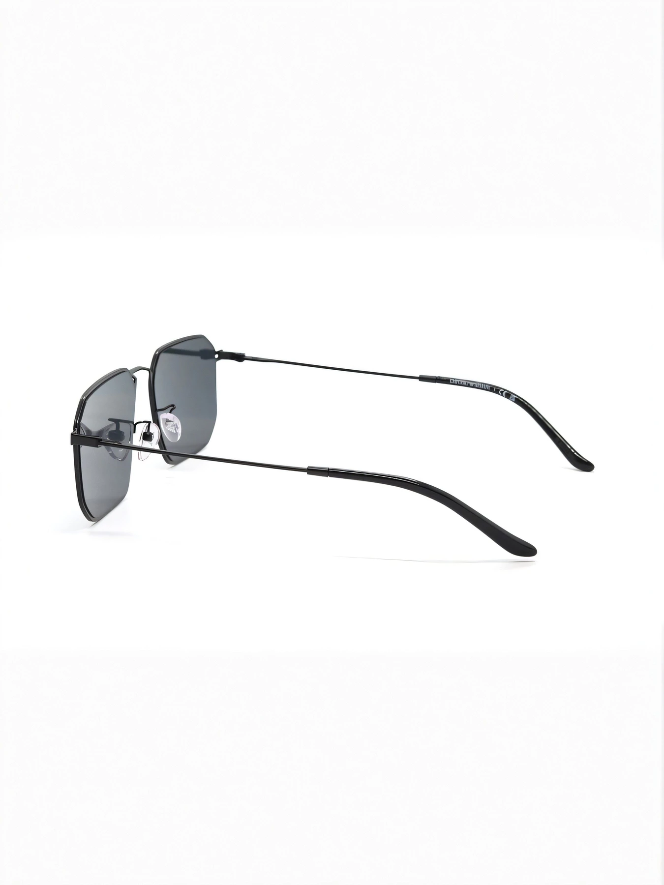 Очки Emporio Armani модель E0000519005 Фото